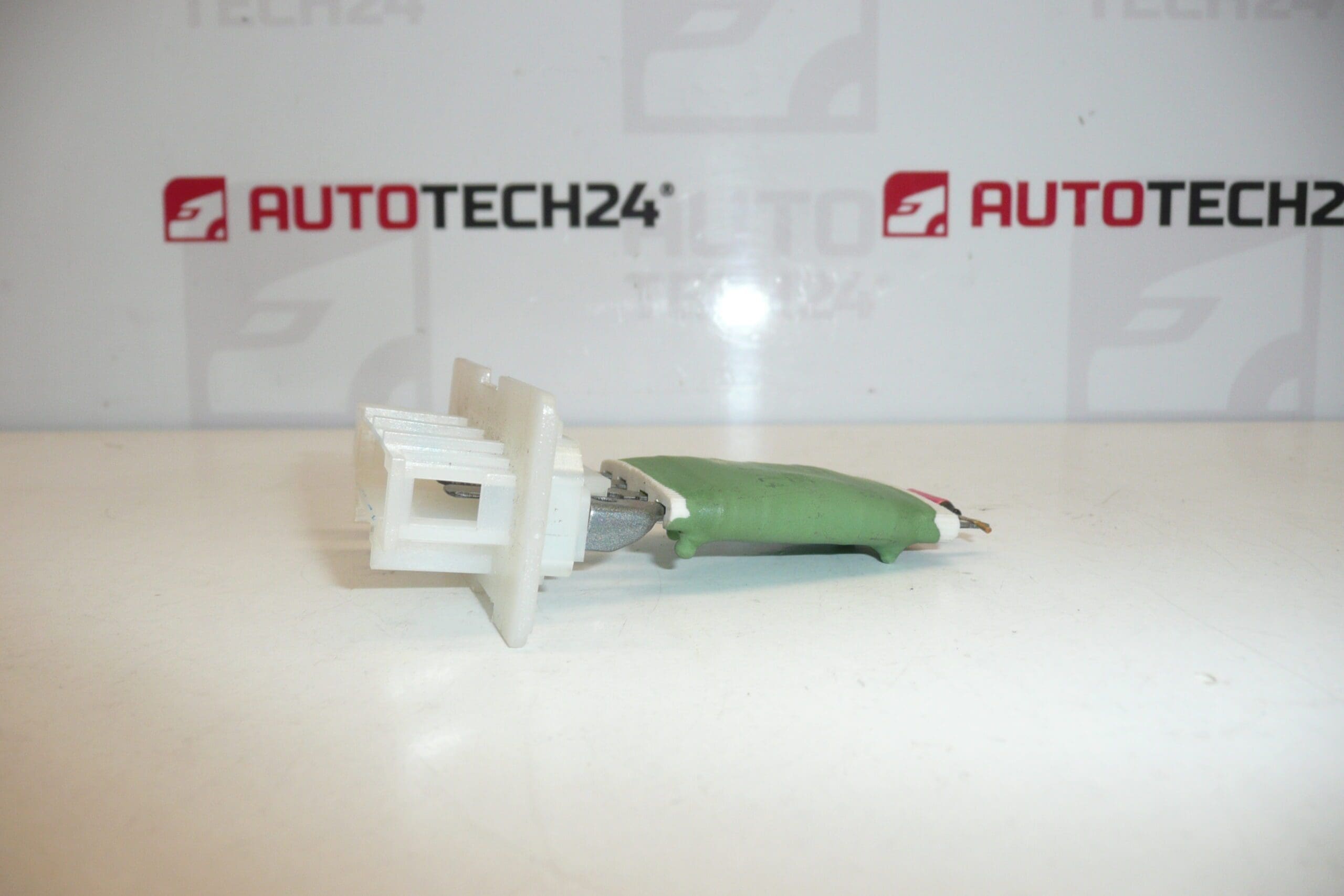 Regulador ventilador Citroën Peugeot 6445ZA