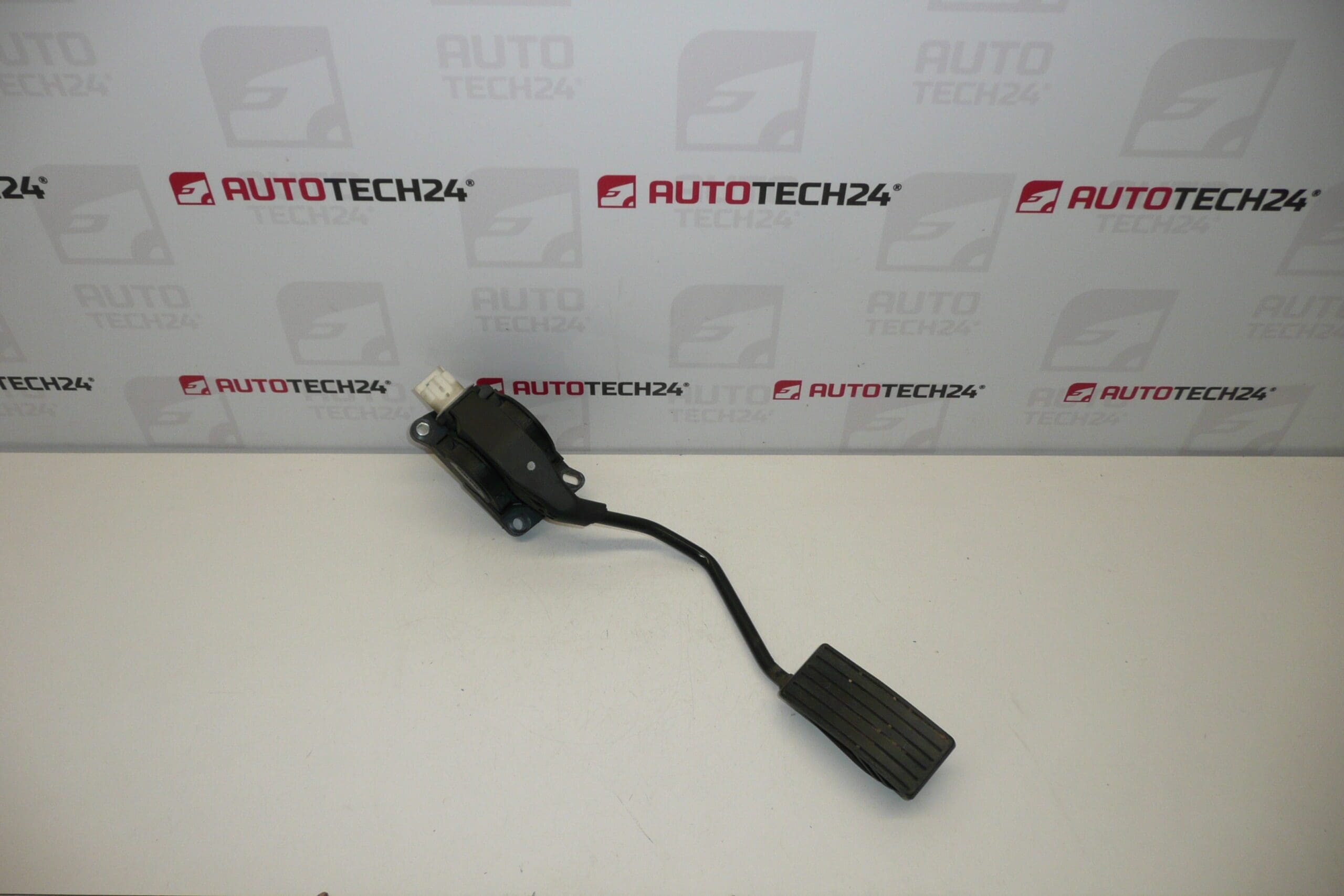 Pedal acelerador Citroën Peugeot Bosch 0280752241 9644939680 1601N5