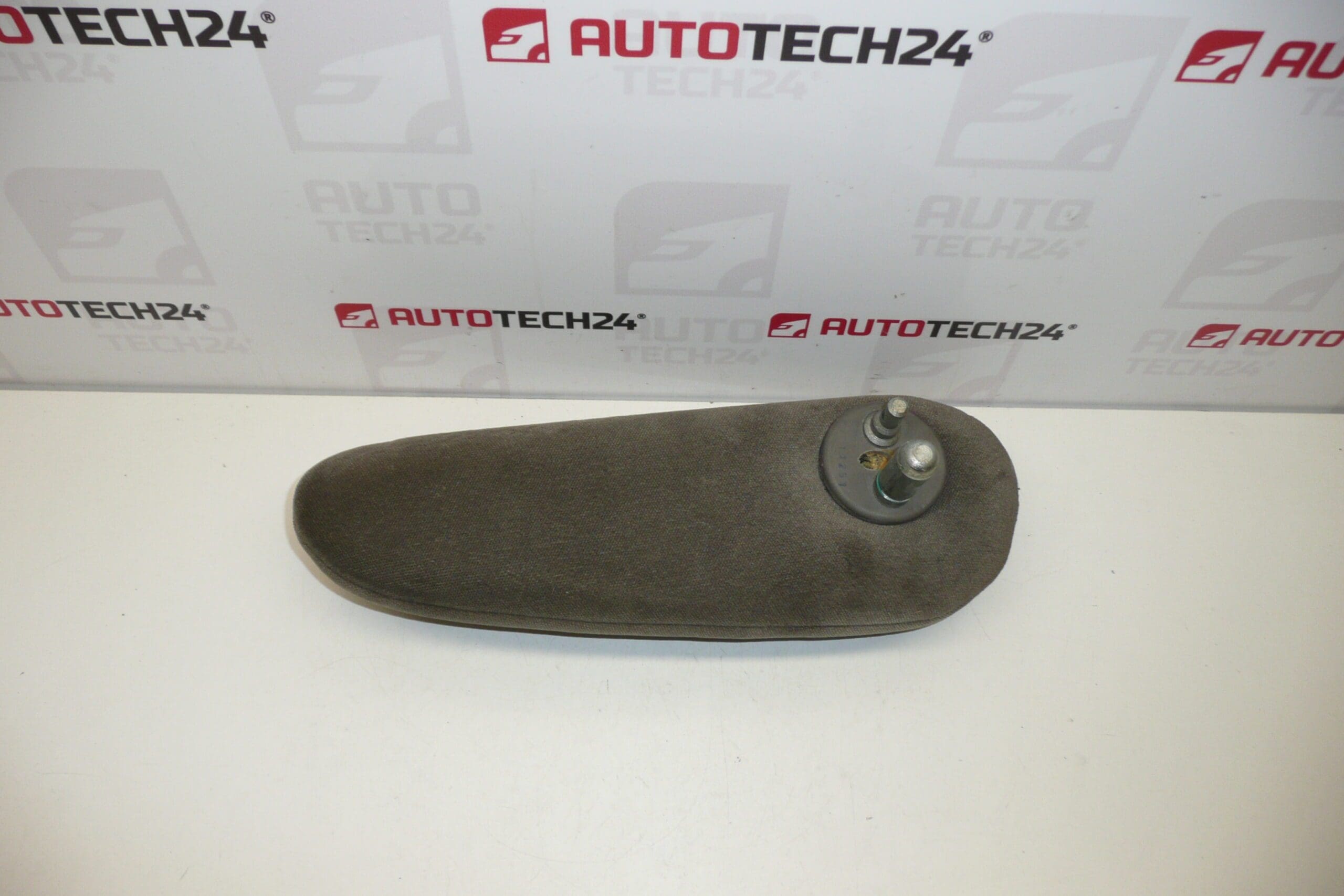 Reposabrazos Citroën Peugeot 8830Q4