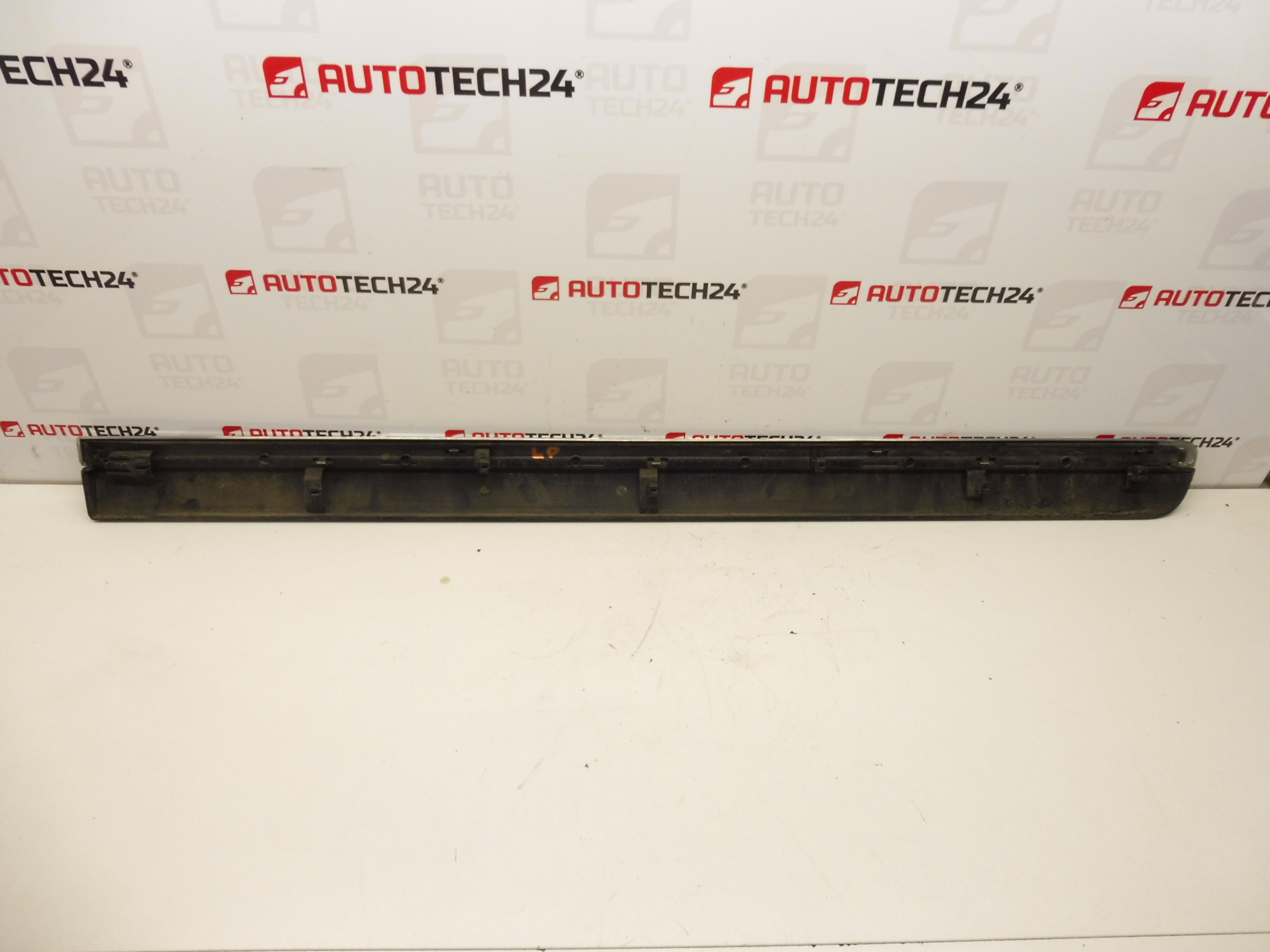 Moldura puerta delantera izquierda Citroen C8 Peugeot 807 EYJ 1401028777 8545GH