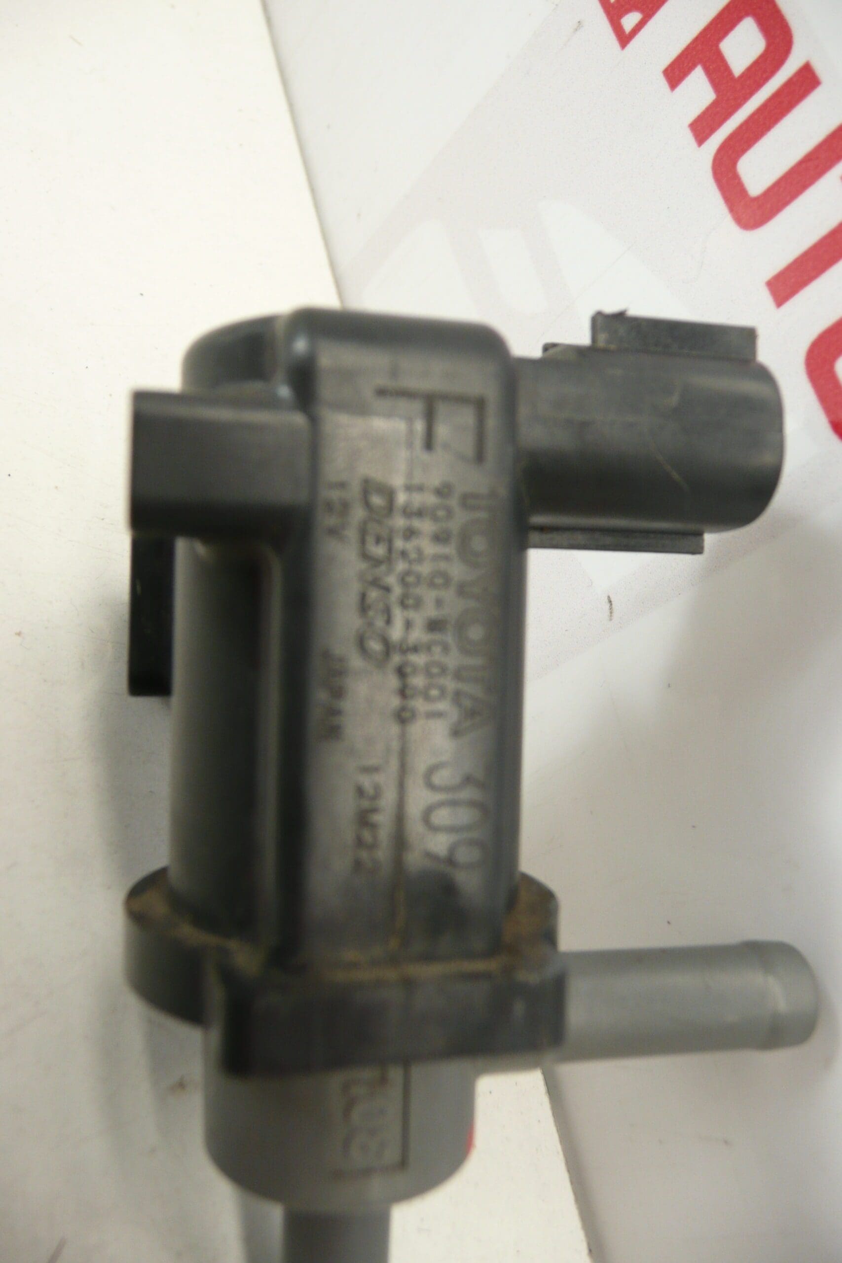 Valvula purga deposito Citroën Peugeot 90910-WC001 1502G2