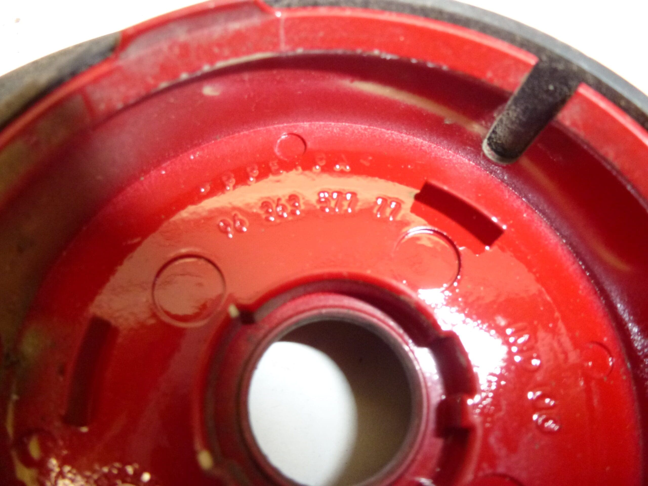 Tapón de depósito Citroën Berlingo Peugeot Partner 9636357777 KJF