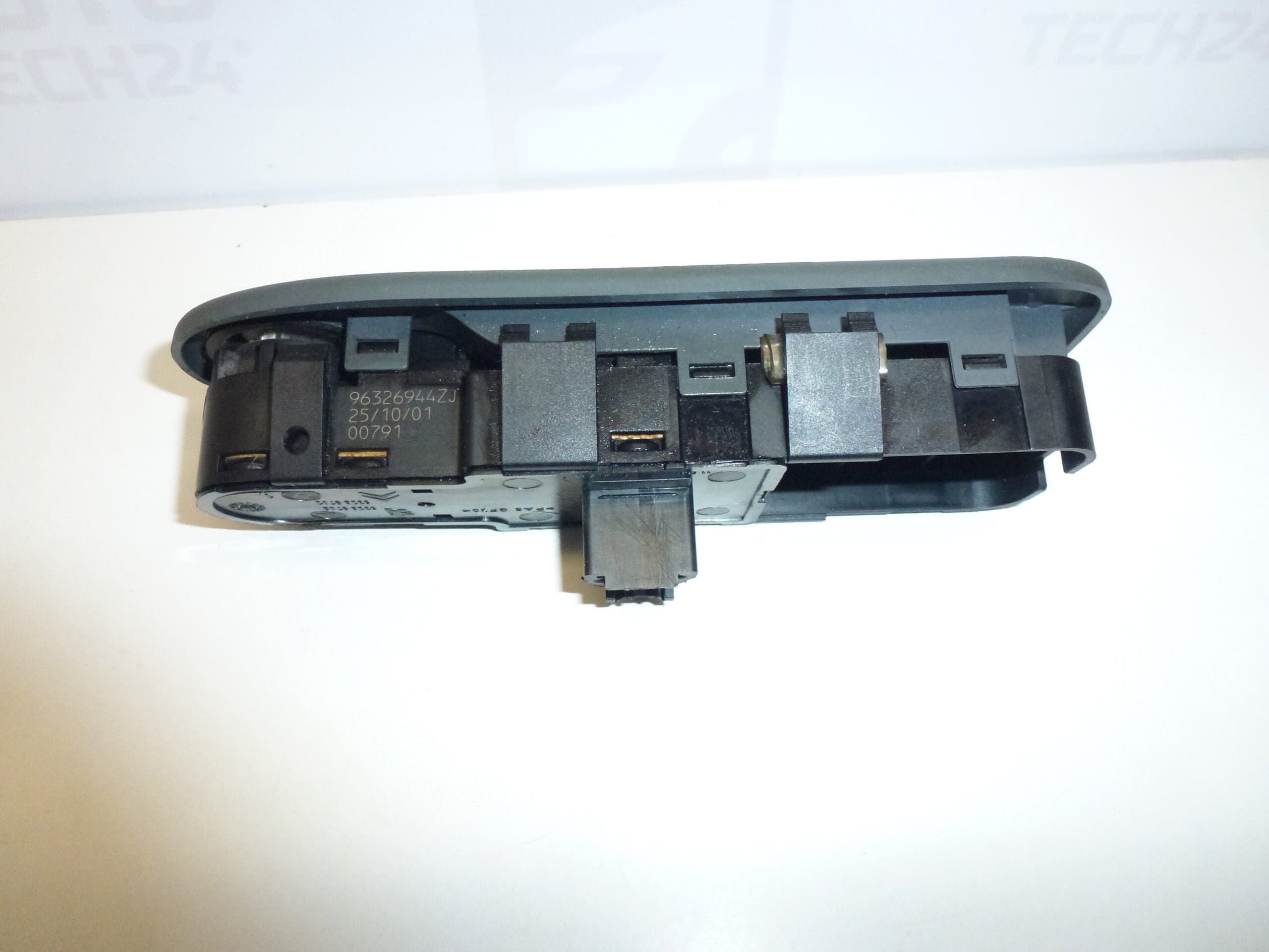 Controlador de ventana y espejo Citroën C5 96326944ZJ 6554Z5