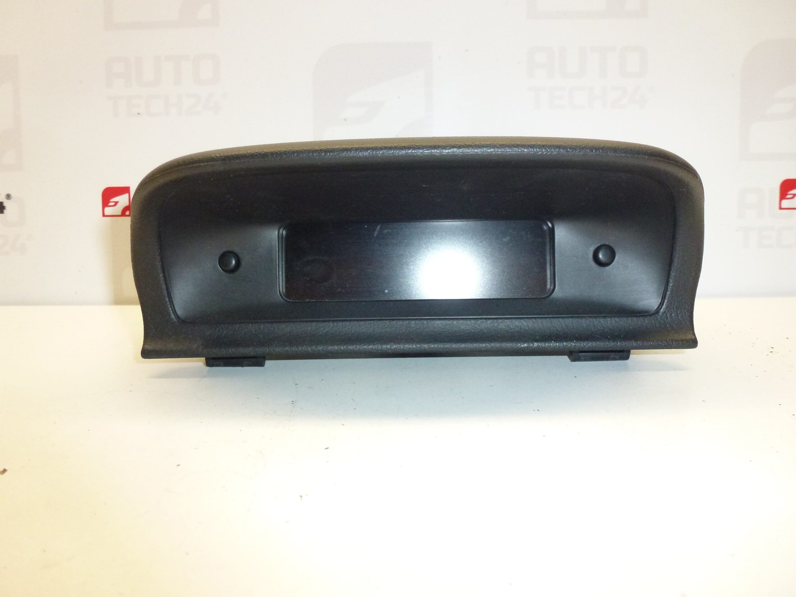 Expositor Peugeot 307 9650243077 con capilla