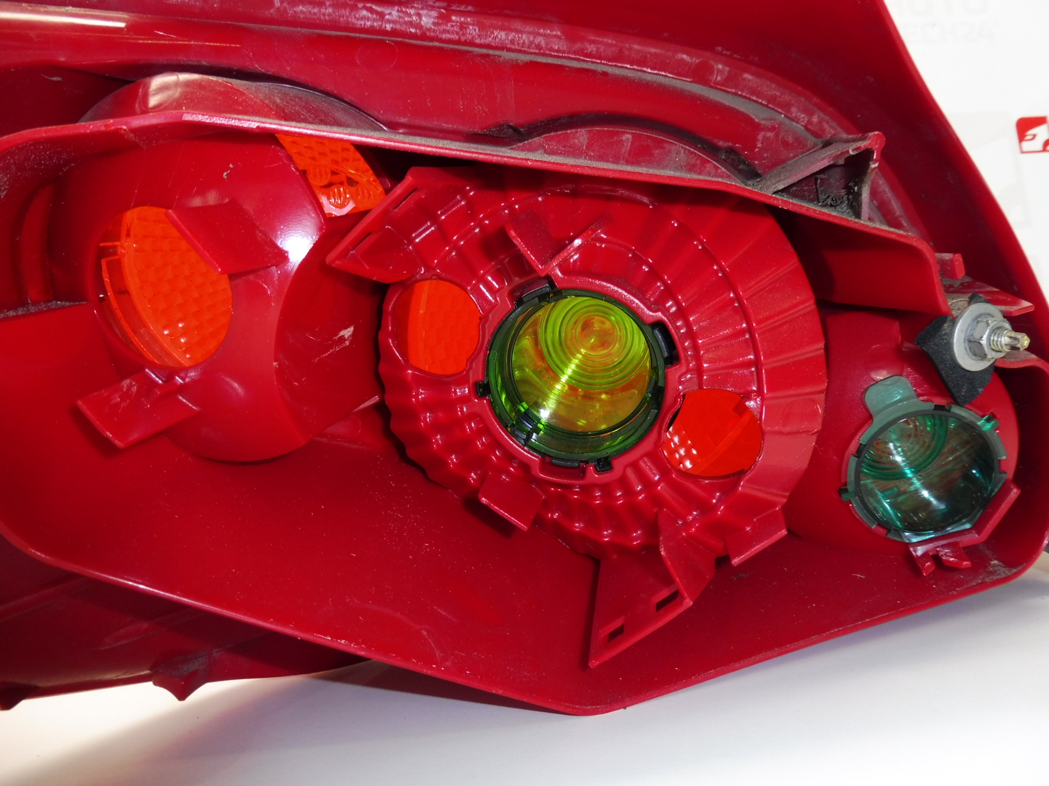 Piloto trasero derecho Peugeot 307 557674 6351X0