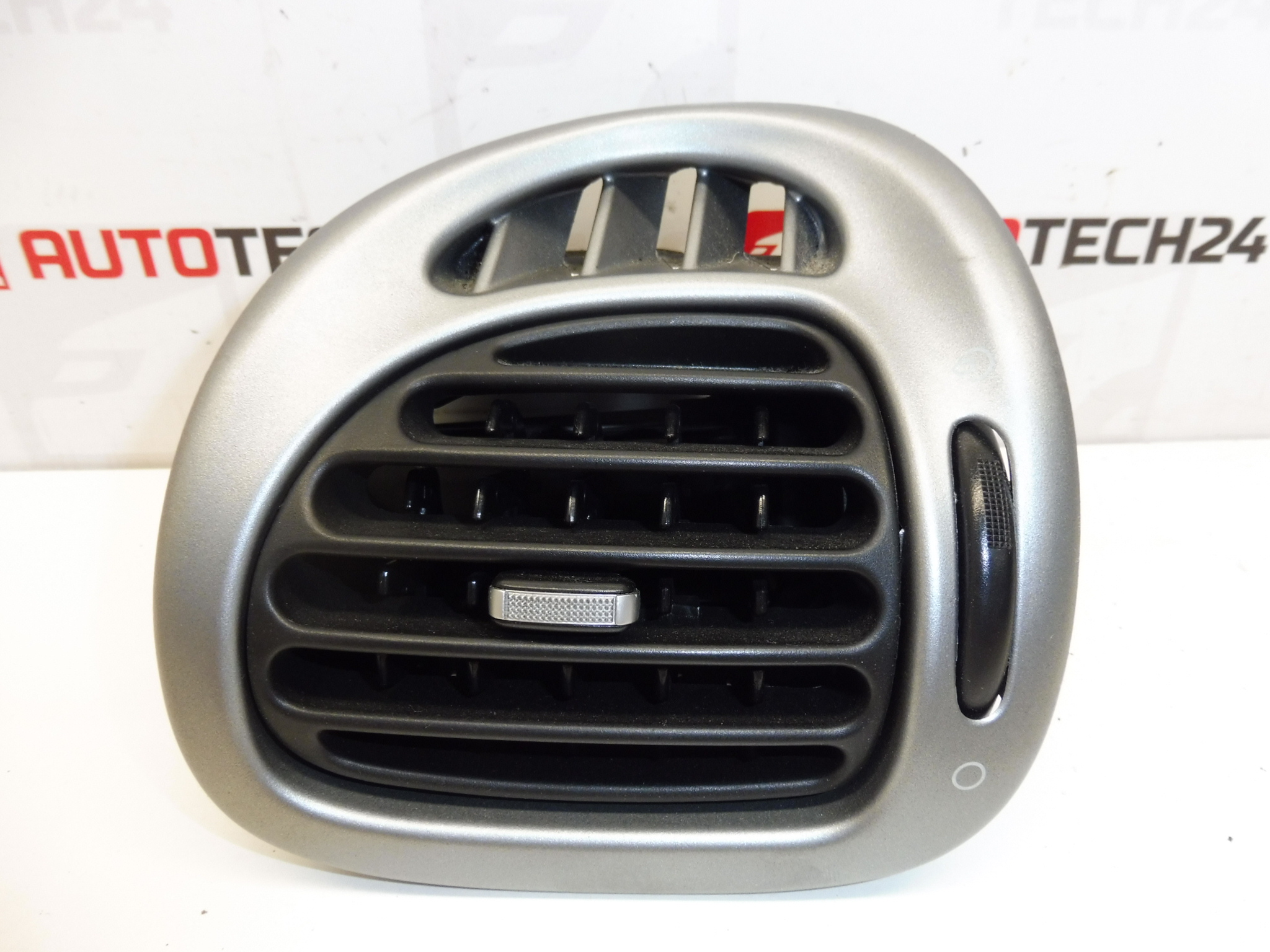 Salida de aire HTG Citroën Xsara Picasso 9631280177 8264AT