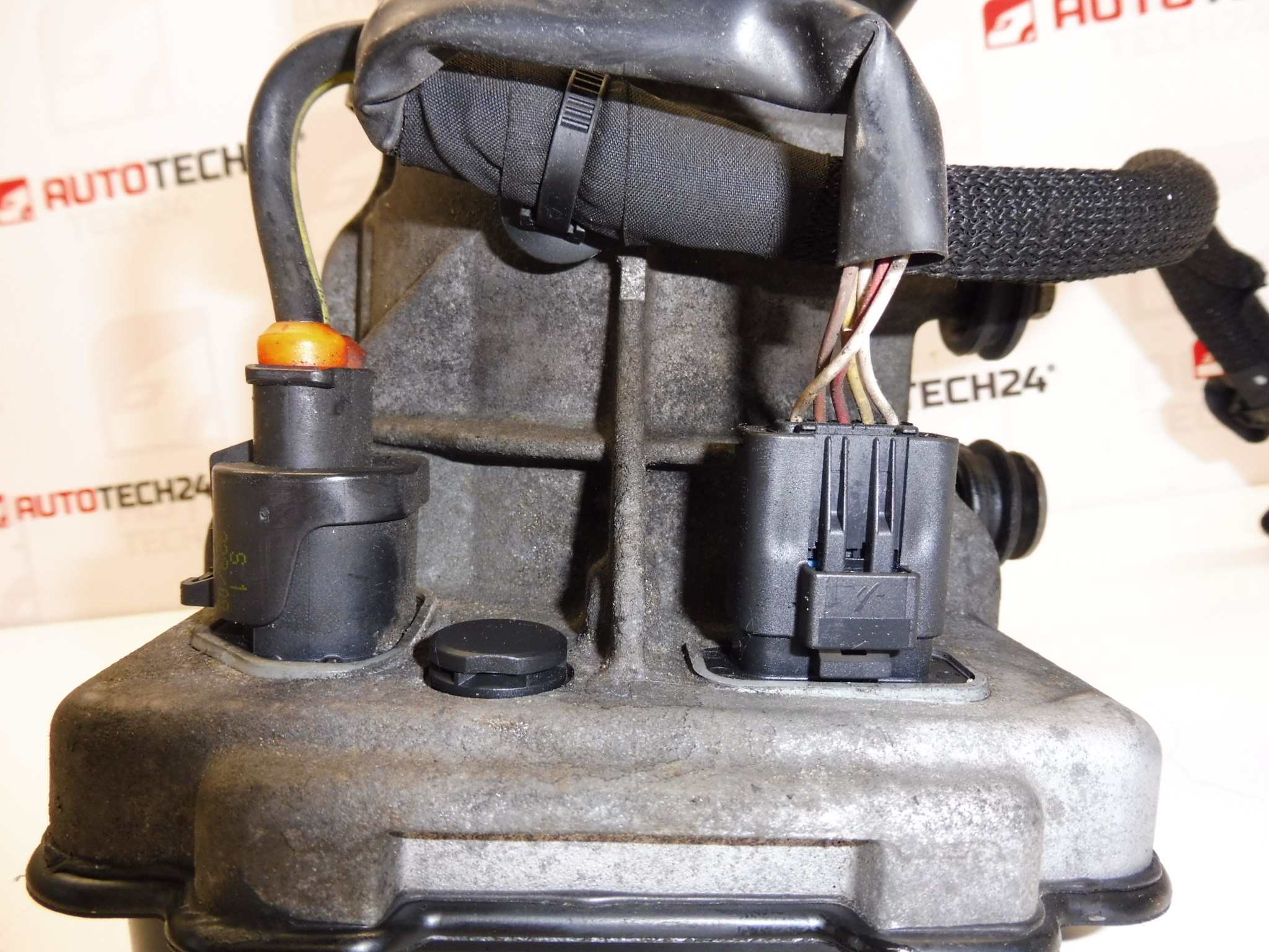 Bomba de dirección asistida TRW Peugeot 308 9671691980 400847