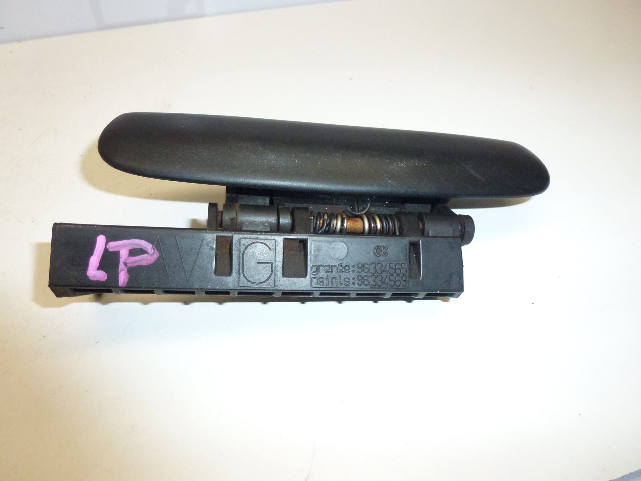 Citroën Xsara manija puerta delantera izquierda negra 96334565 9101L8