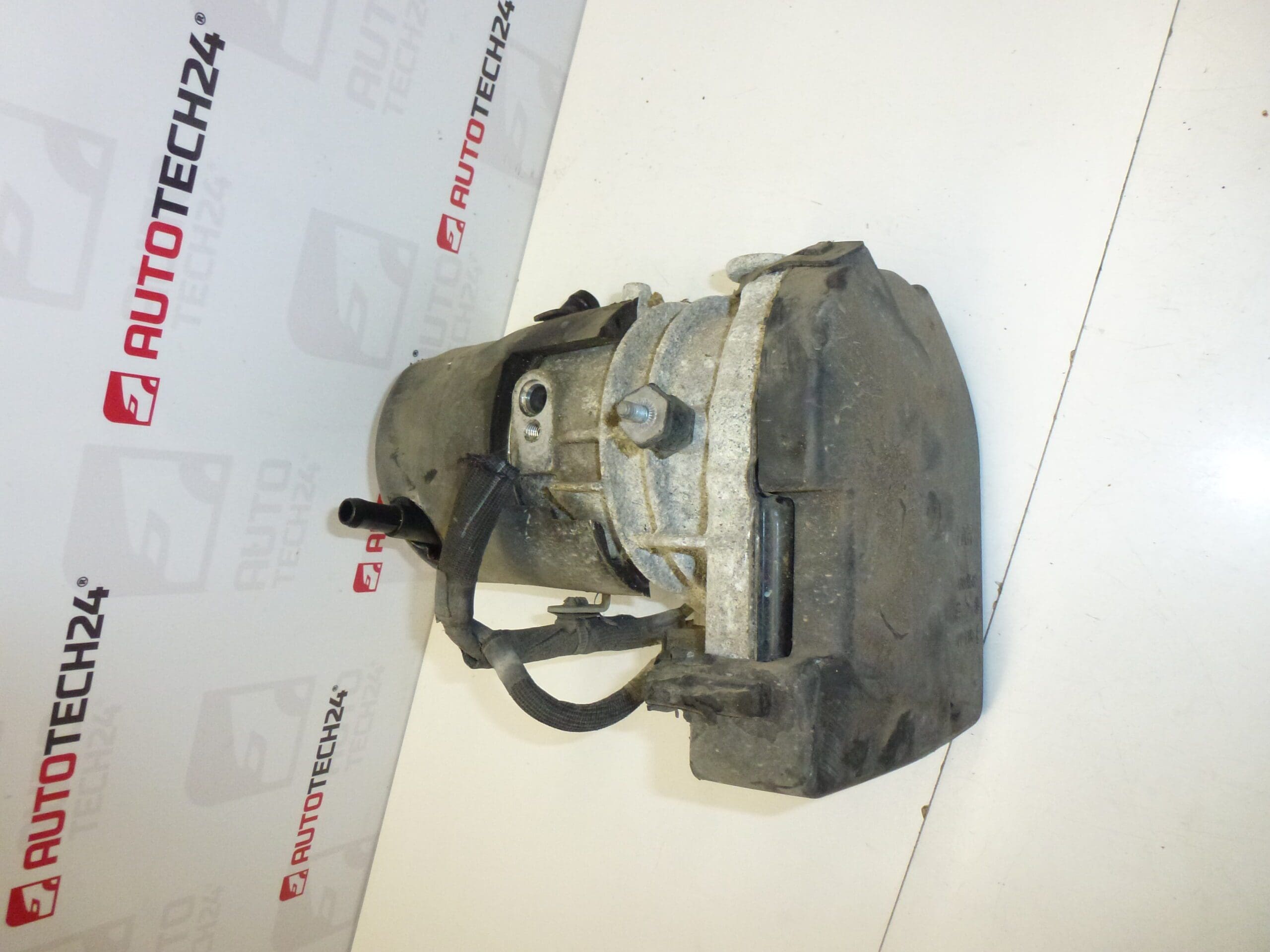 Bomba de dirección asistida TRW Citroën C5 III X7 9633173780 4008E2