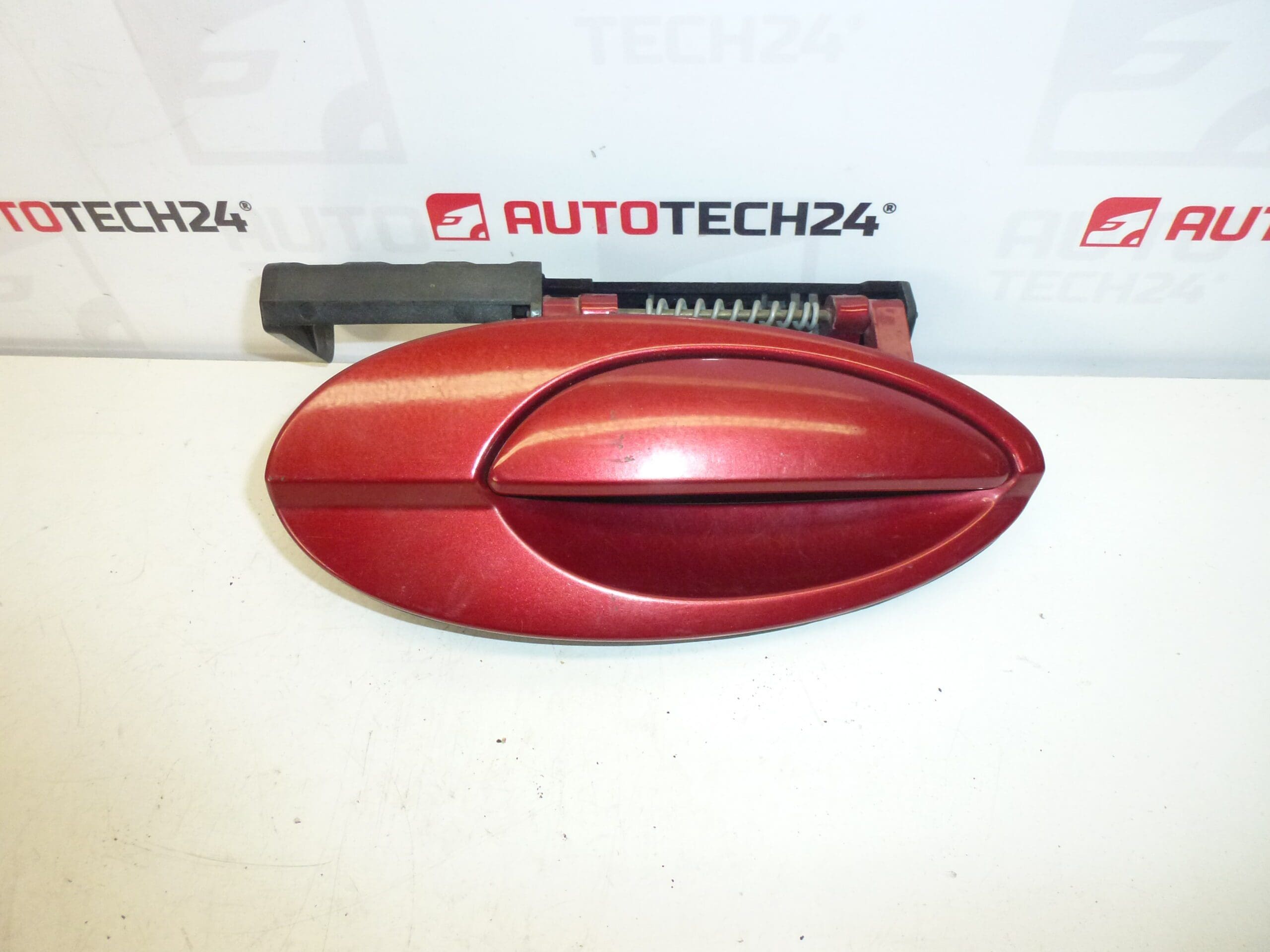 Tirador puerta delantera derecha Citroën C5 I y II 9634765977 9634765777 EKQD