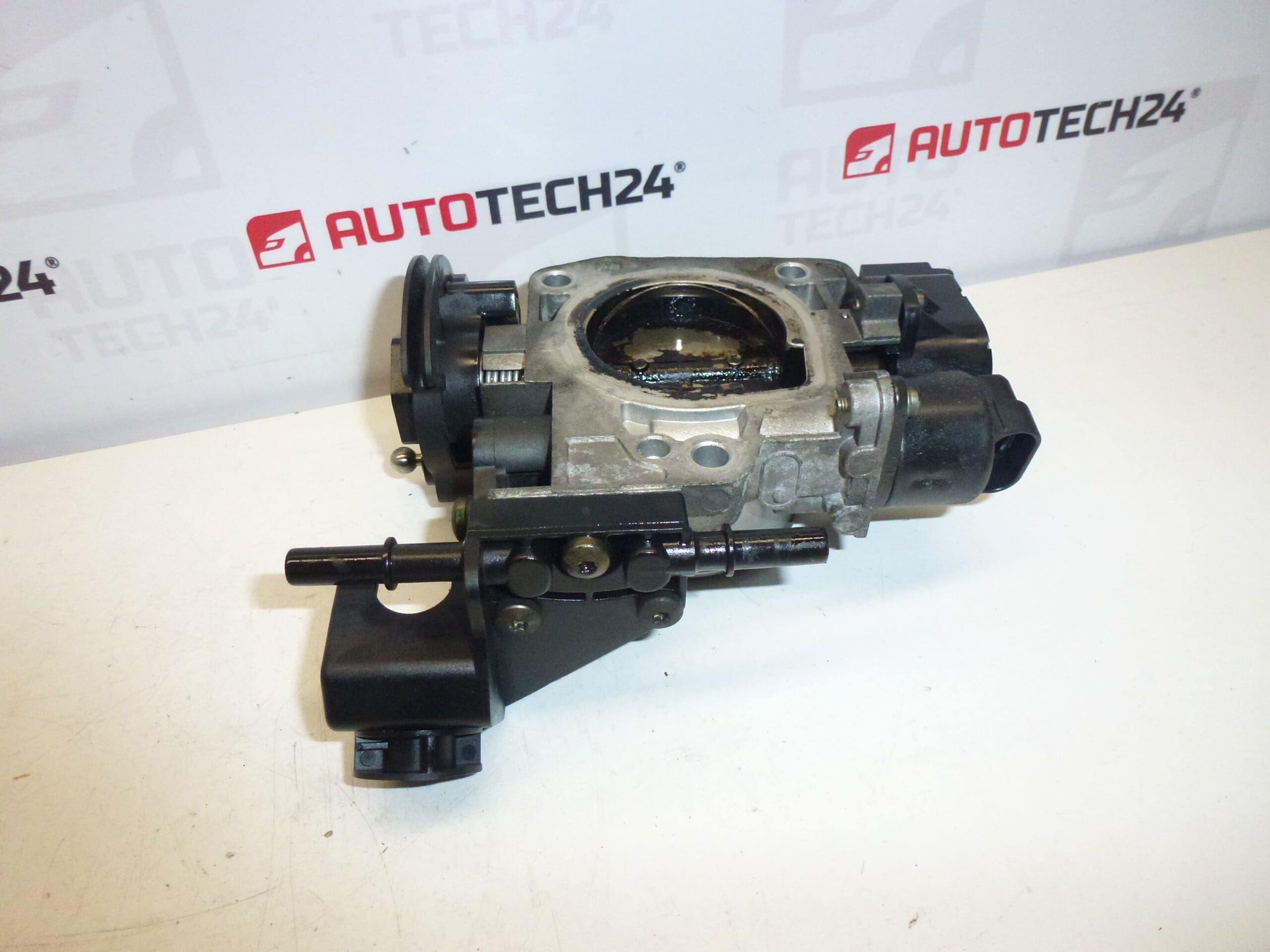 Acelerador Citroën Peugeot 1.8 y 2.0 1635R4 1635V1