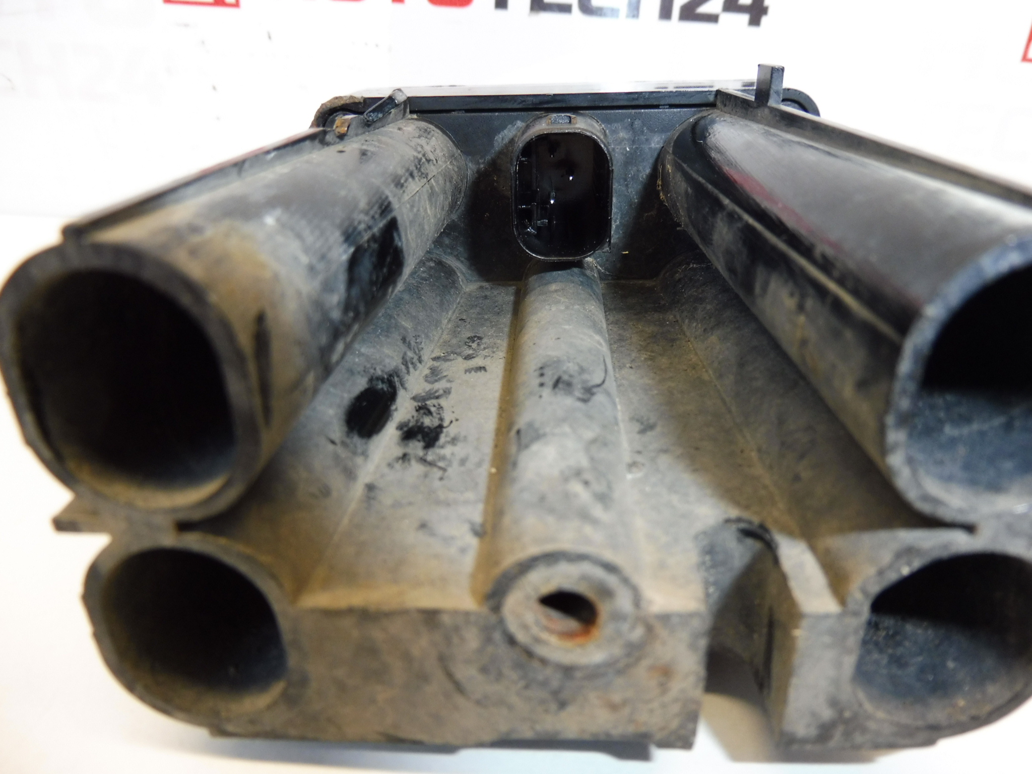 Sensor AFIL 5 Citroën Peugeot 9663116580 6590W1