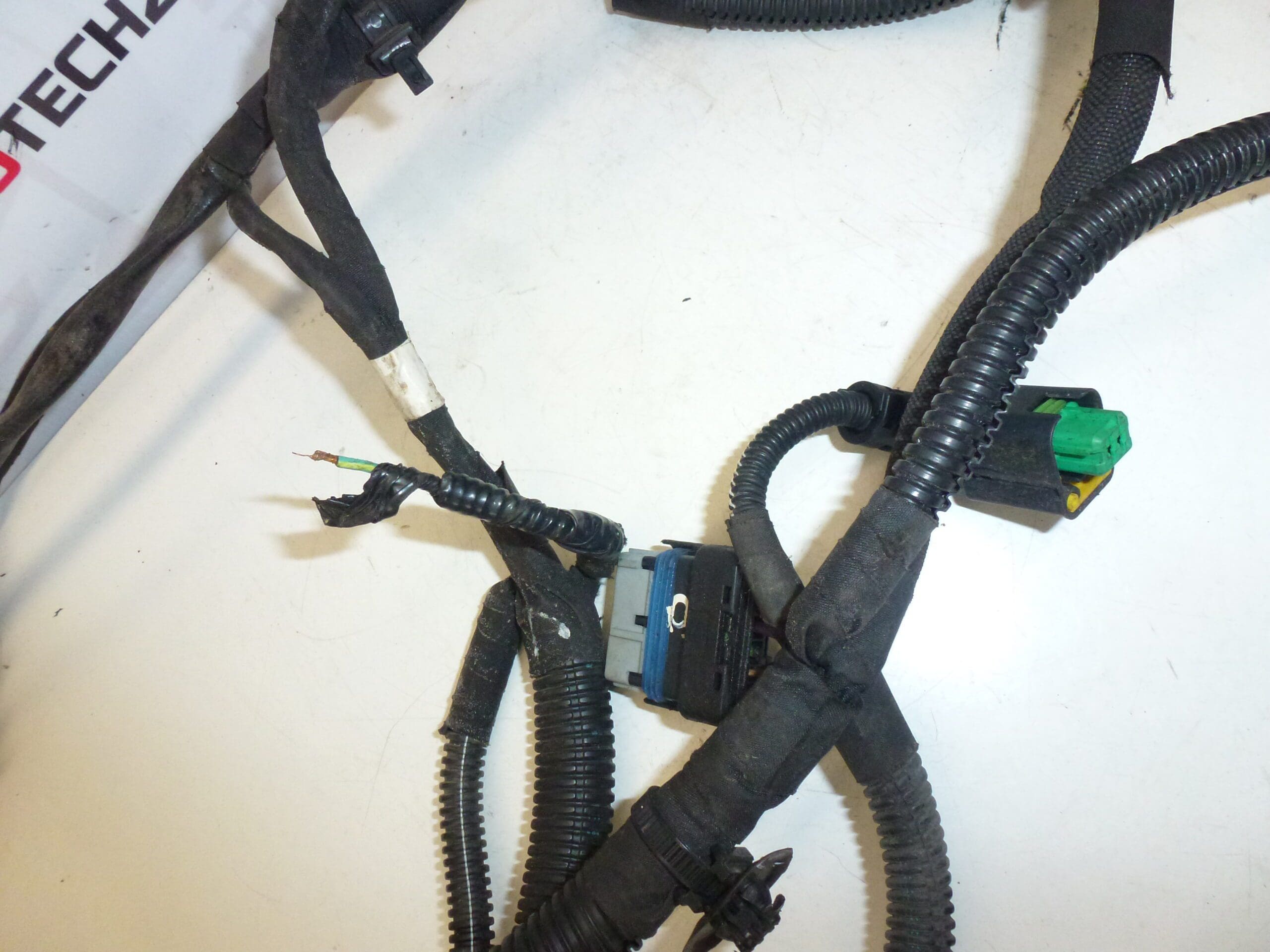 Arnés de motor Peugeot 207 1.4i KFT 9686360080 6585P9