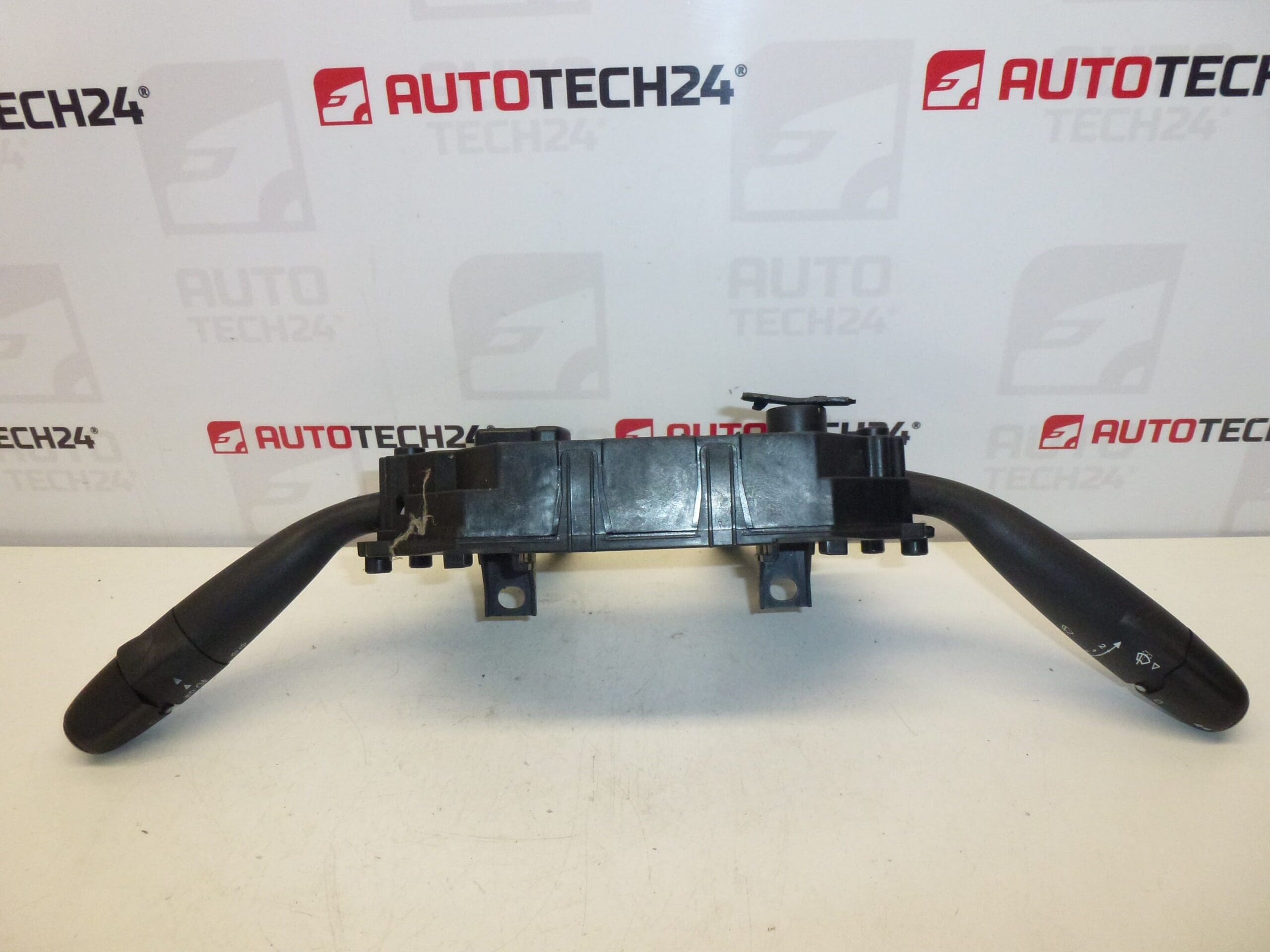 Controladores Citroën C4 96644965XT 6242HL