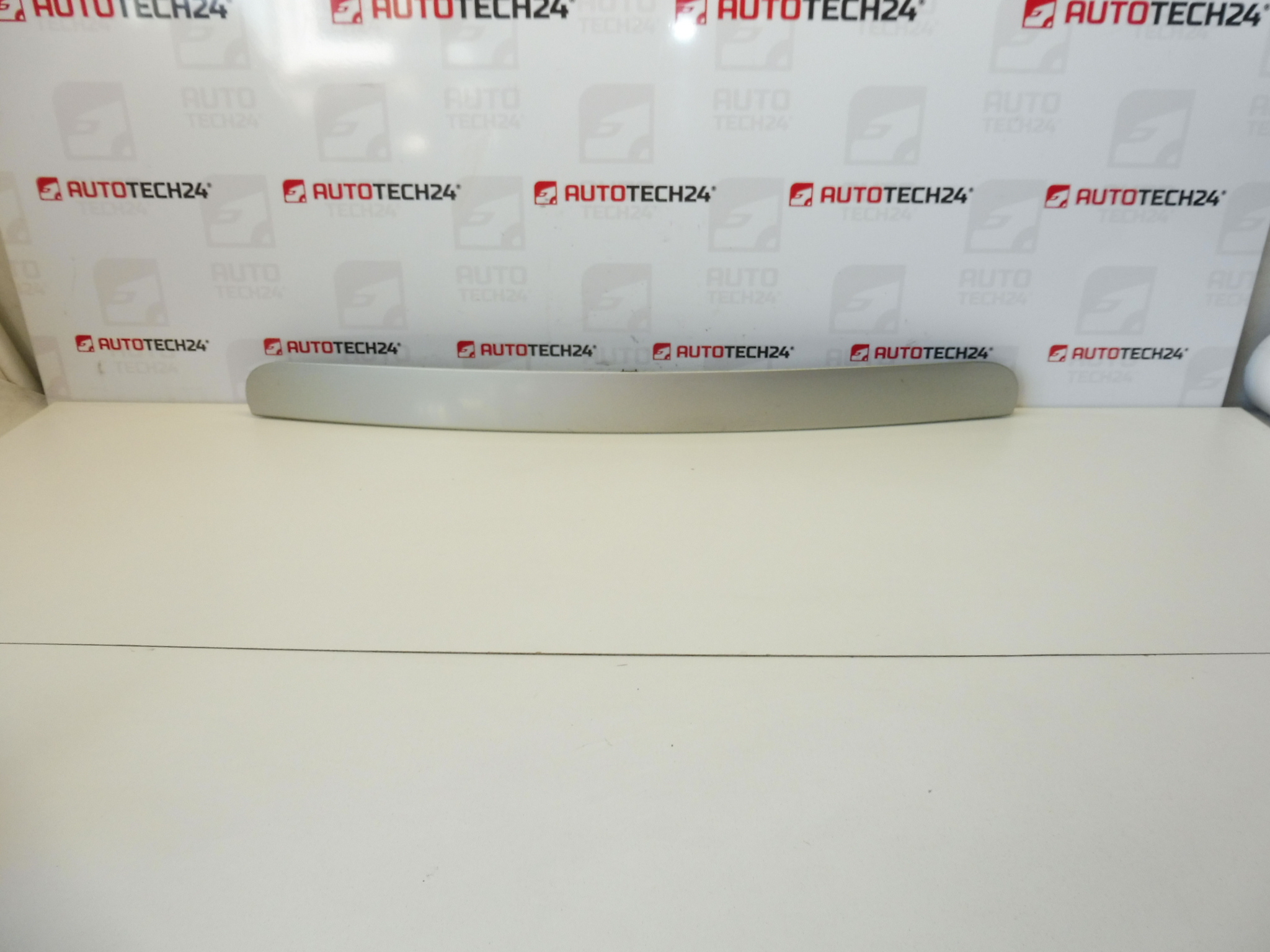 Maneta Peugeot 207 hatchback ETSC 8742L0