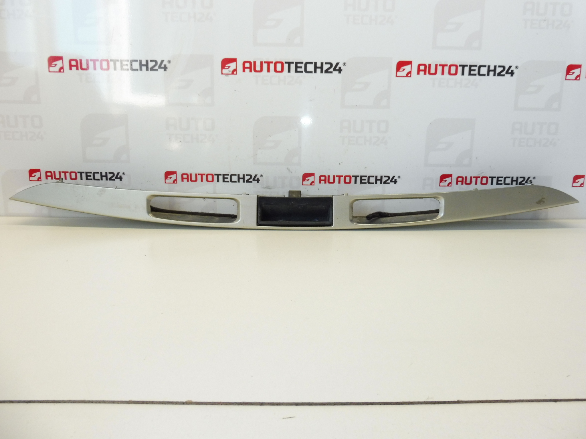 Maneta Peugeot 207 hatchback ETSC 8742L0