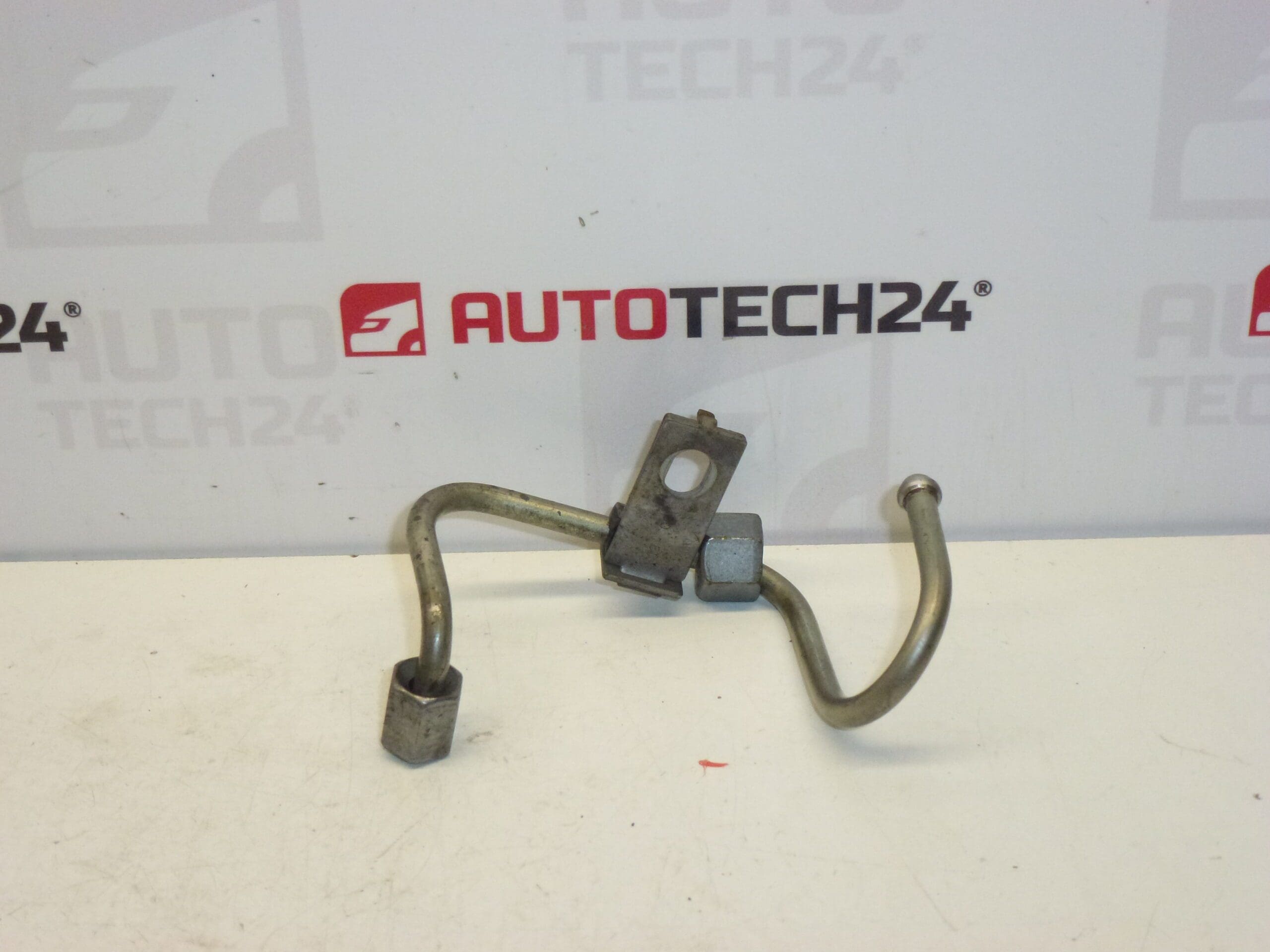 Tubo salida RAIL Citroën Peugeot 1570H5