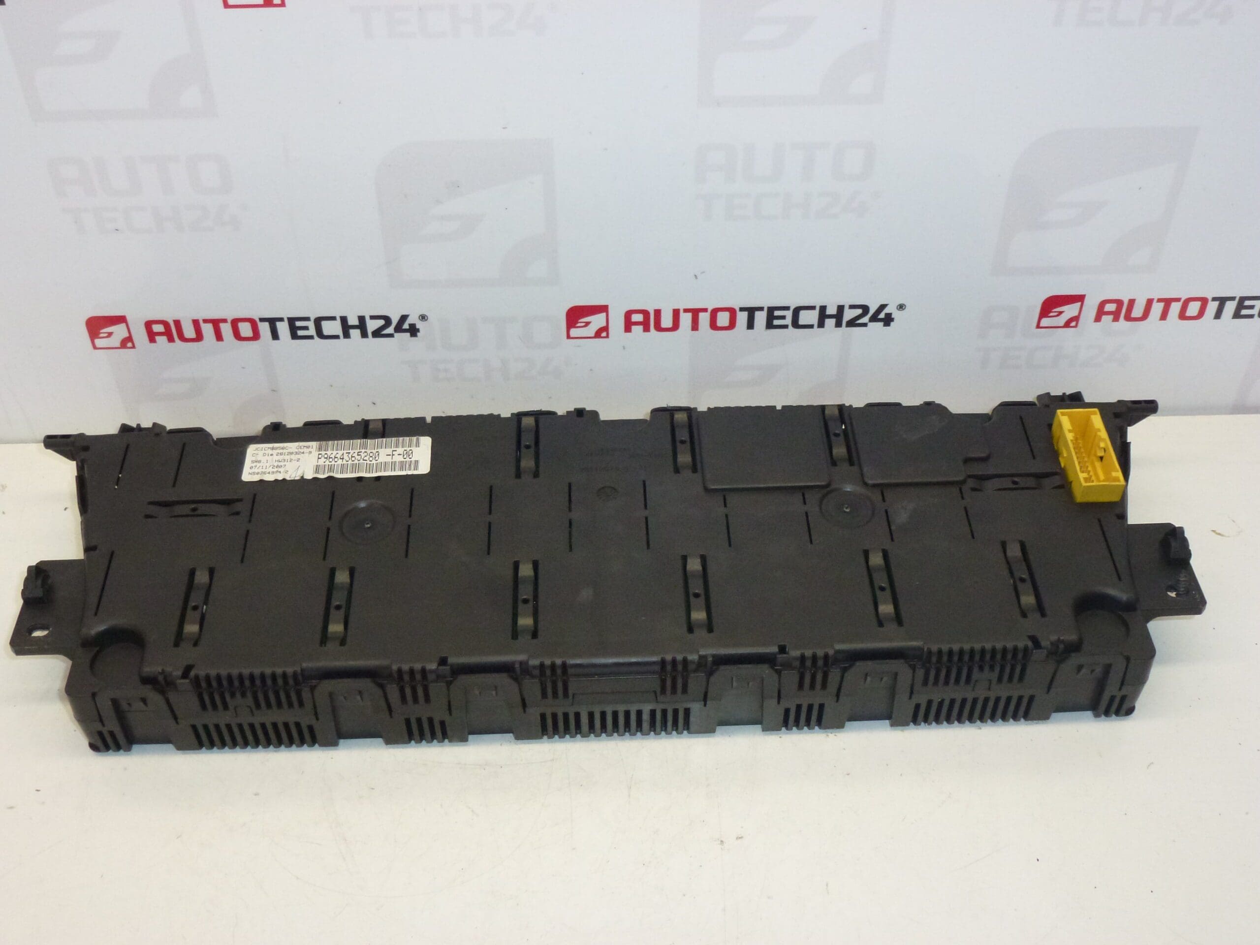 Velocímetro Citroën C4 Picasso kilometraje 360 mil km 9664365280-F-00