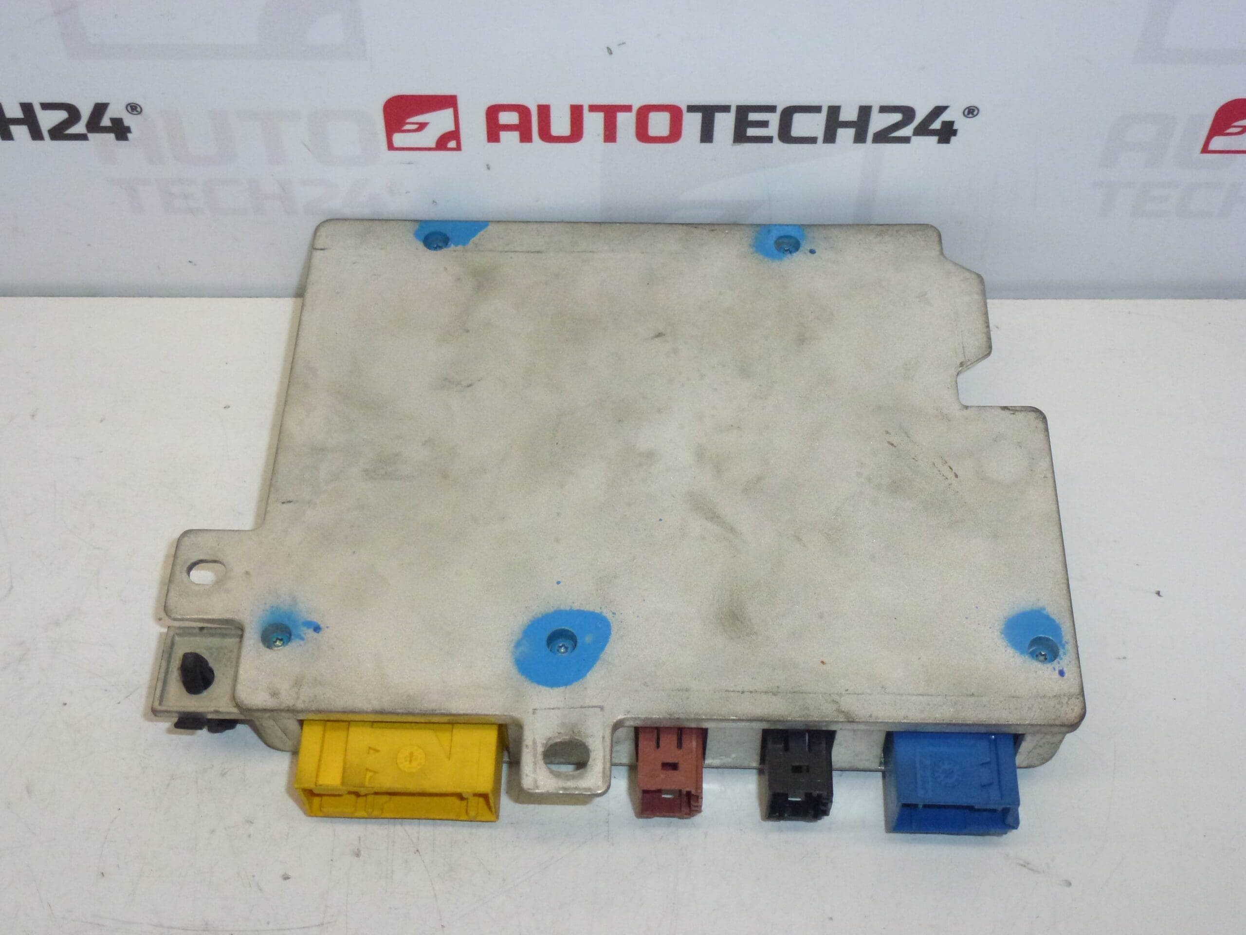 Unidad de comunicación Citroën Peugeot 9645525180