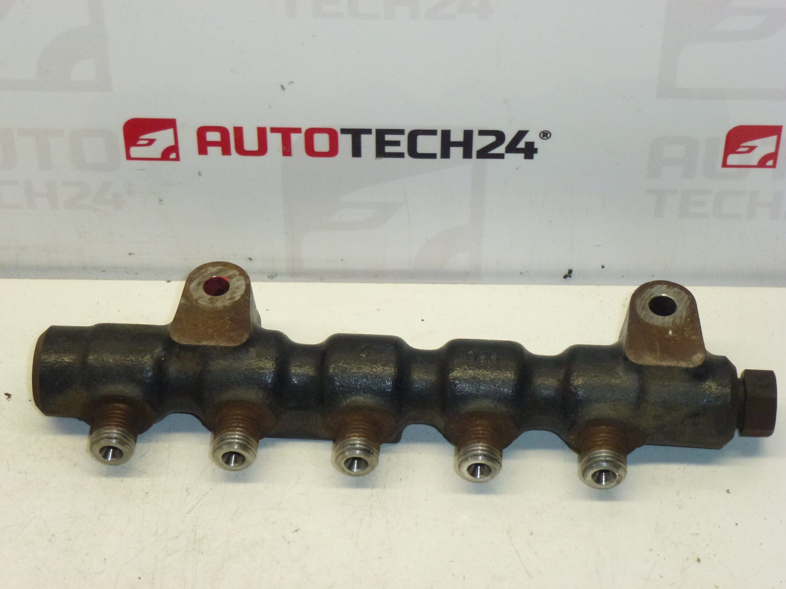 Rail Rail 1.4 HDI 1.6 HDI Citroën Peugeot 9654592680 1570g2