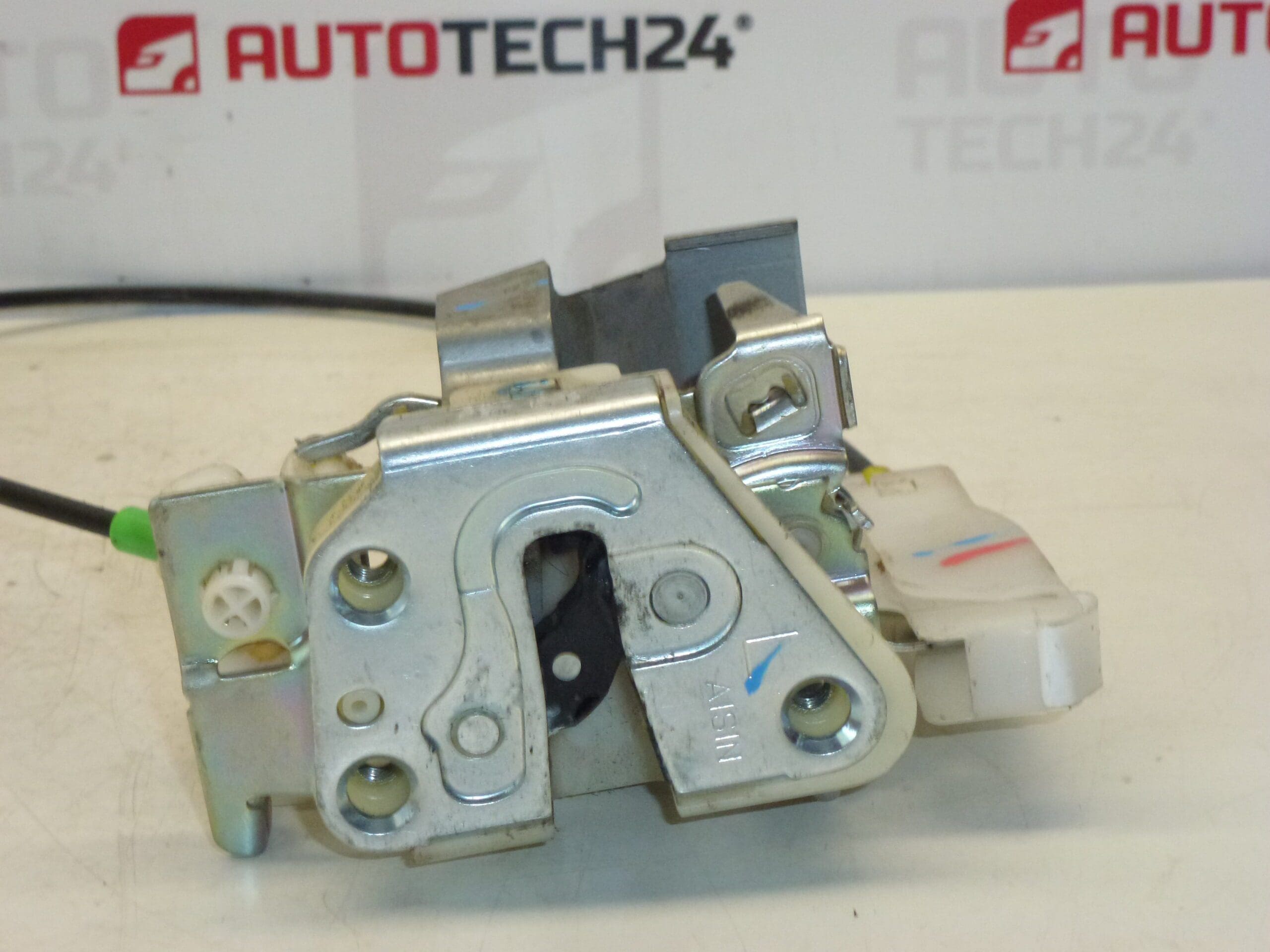 Cerradura puerta trasera izquierda Citroën C1 Peugeot 107 9137E9