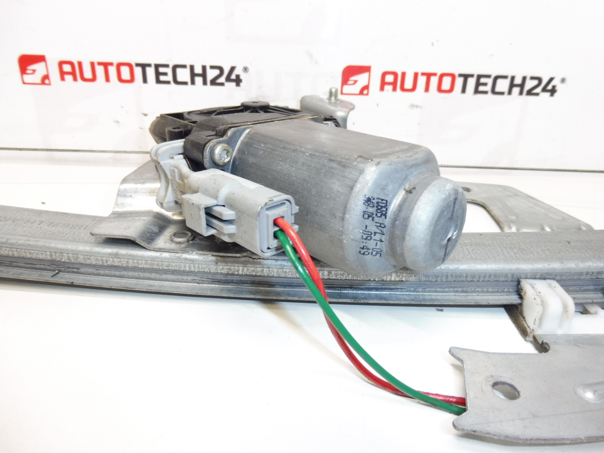 Citroën C1 Peugeot 107 Luneta Delantera Izquierda Descargar 9221T8