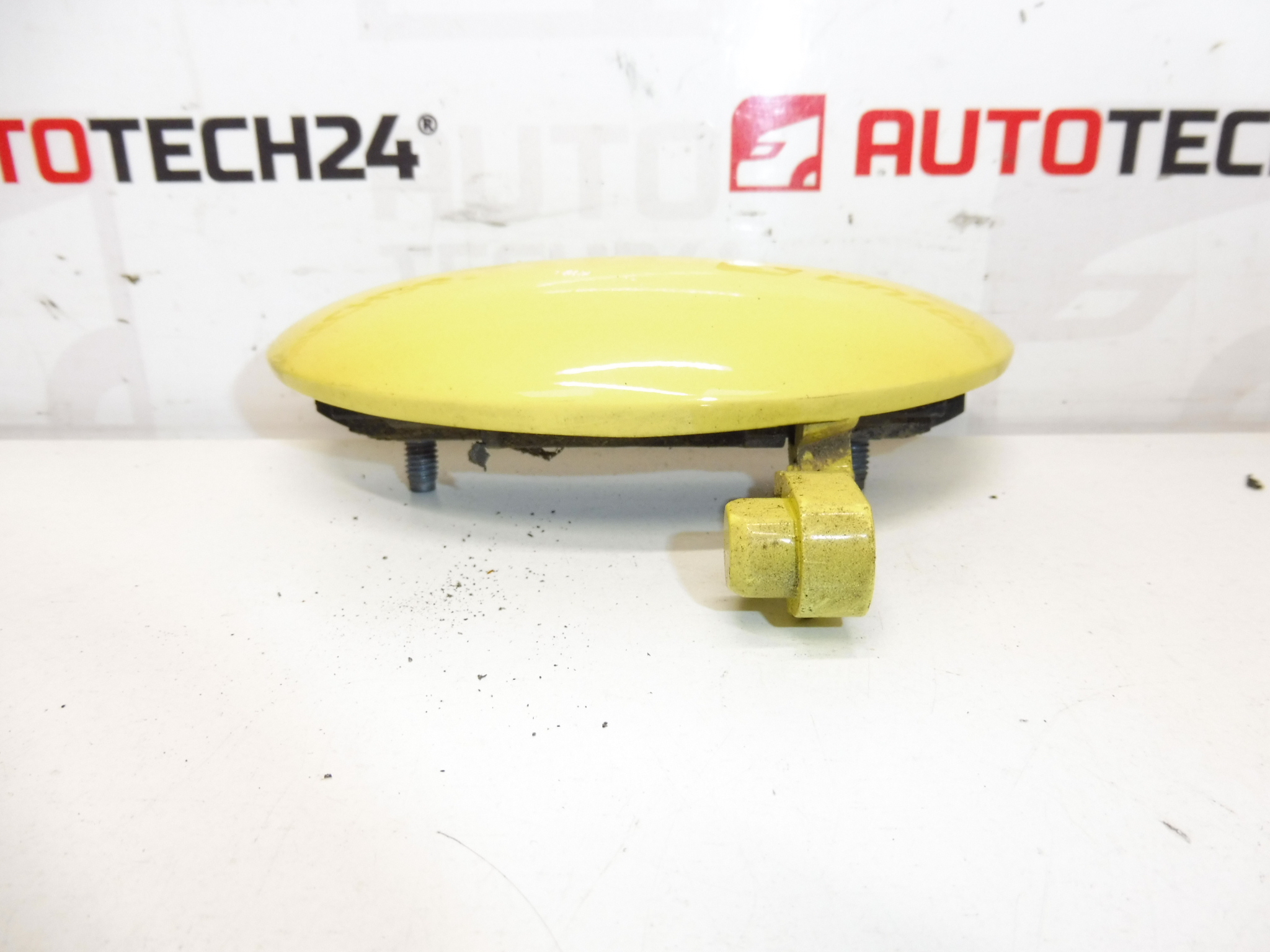 Maneta puerta trasera derecha KBL Citroën C1 Peugeot 107 9101AN