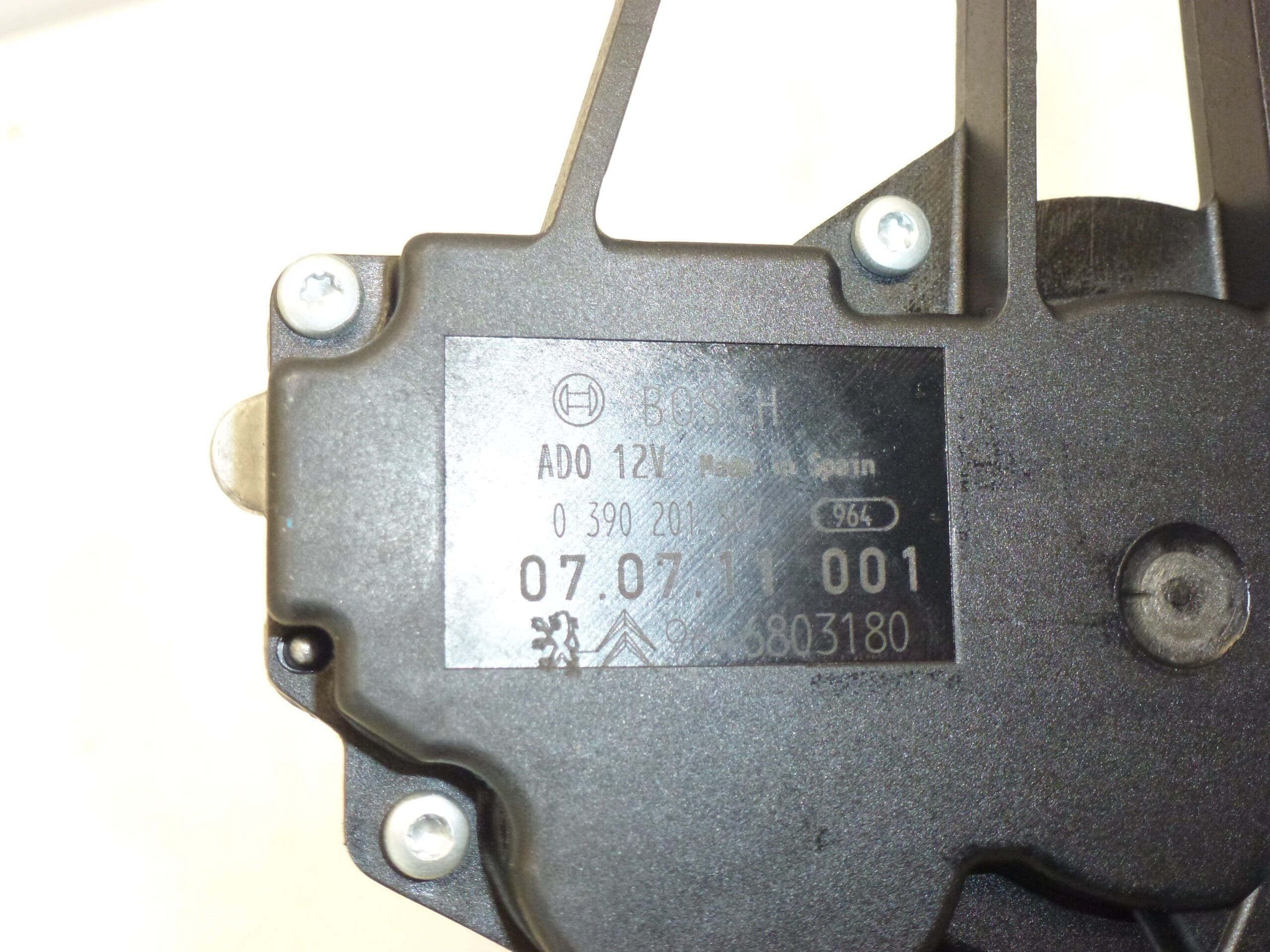 Motor limpiaparabrisas trasero Citroën Peugeot 0390201807 9646803180 6405S2