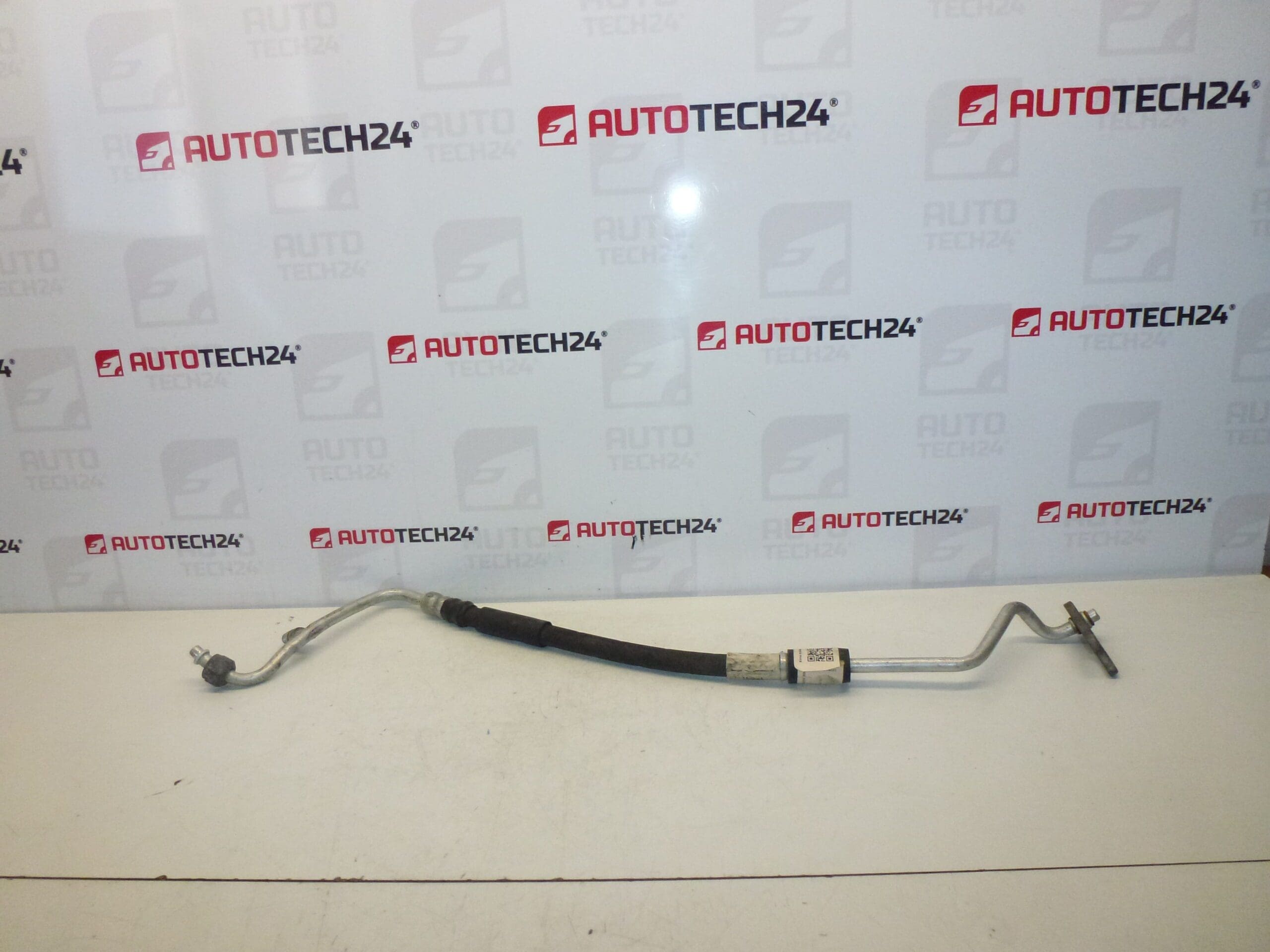 Tubo de climatización Citroën Peugeot 9637814380-01 6460A0
