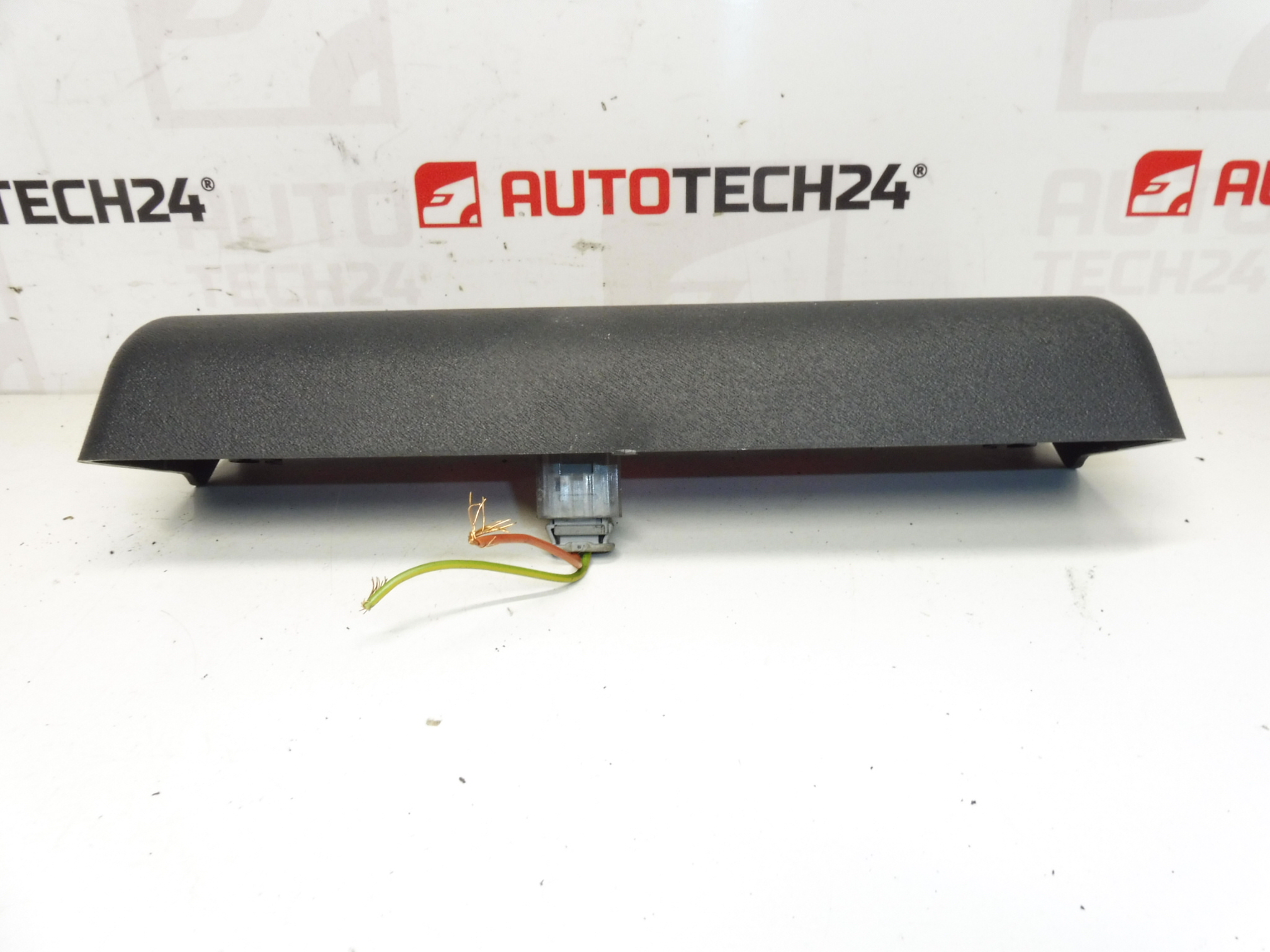 3. luz de freno Citroën C2 6351S6