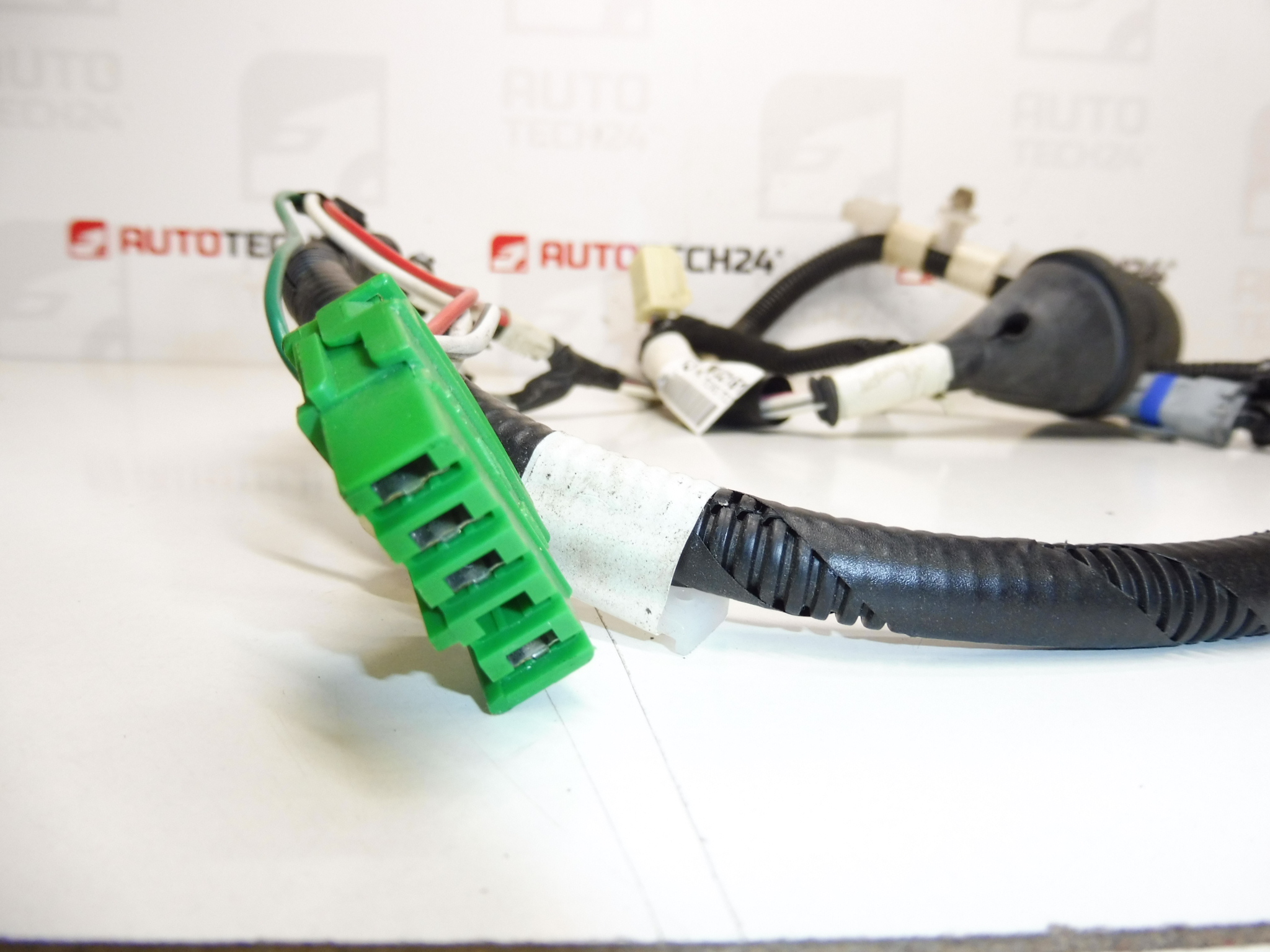 Mazo De Cables Puerta Derecha Citroën Peugeot 6559P1 821510H030H