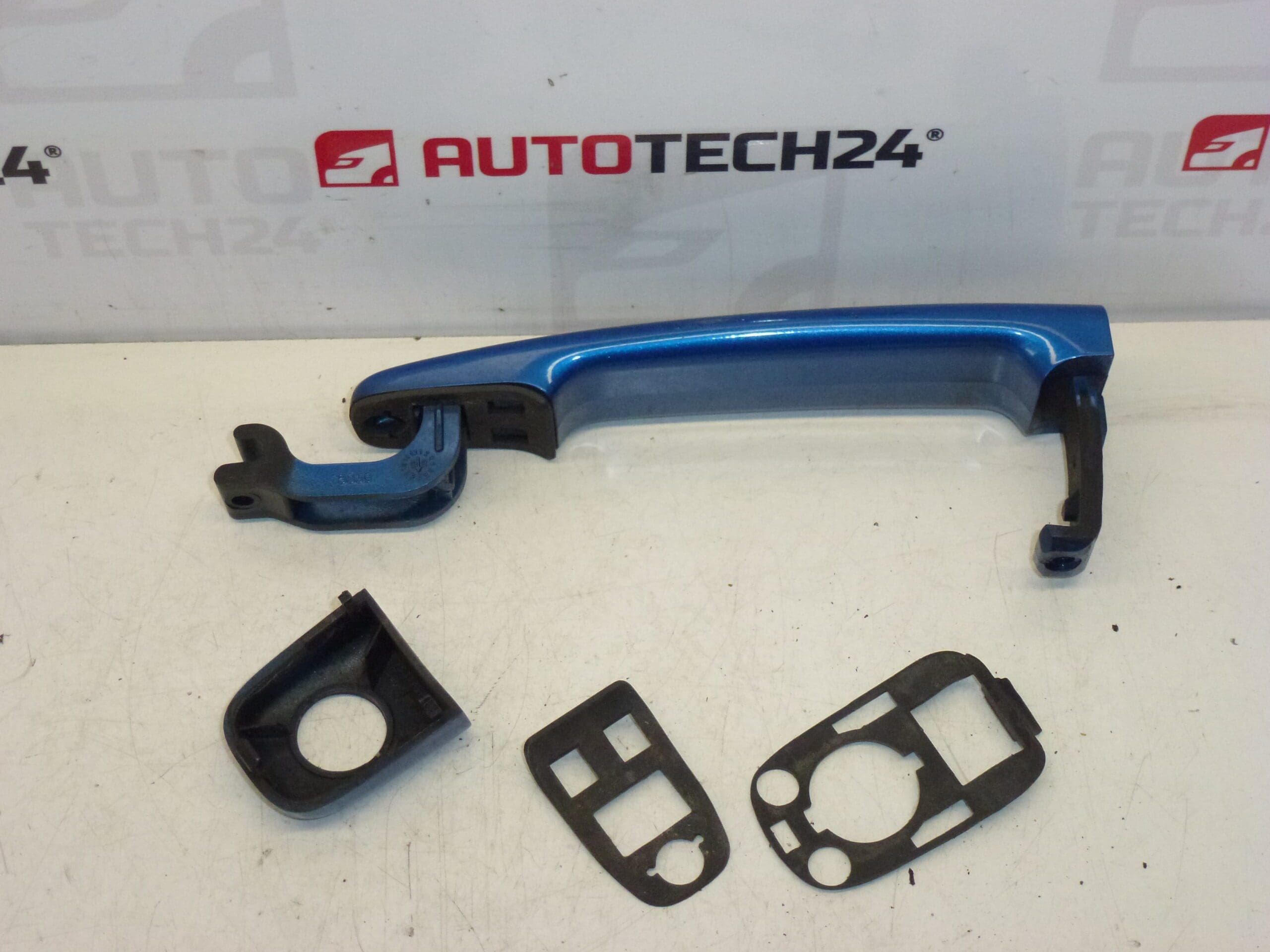 Tirador de puerta Citroën Peugeot azul KMFD 9101W9