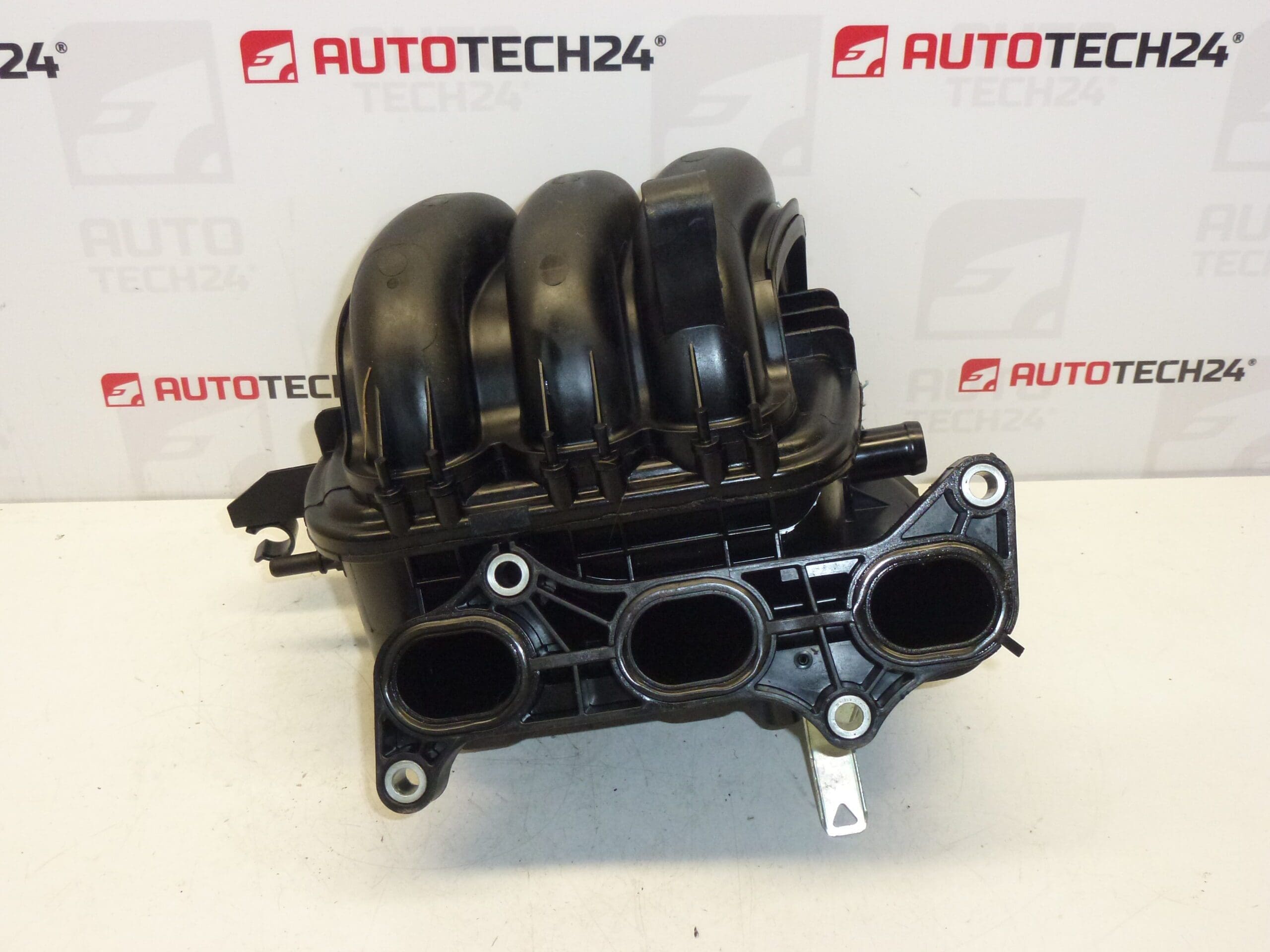 Toma de aire 1.0 1KR Citroën Peugeot 0361Q8 1606496980