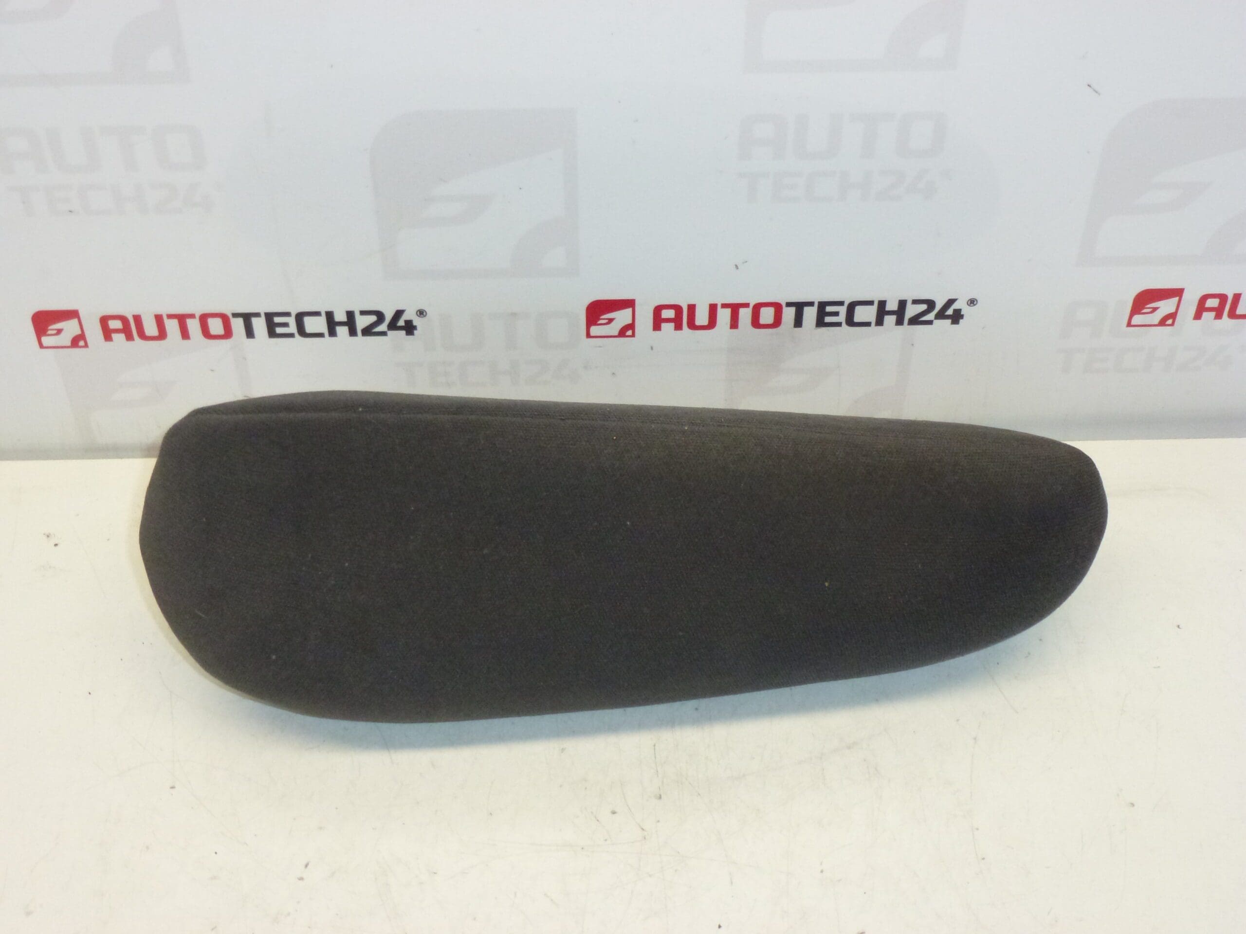 Apoyabrazos izquierdo Citroën Peugeot 8830X8
