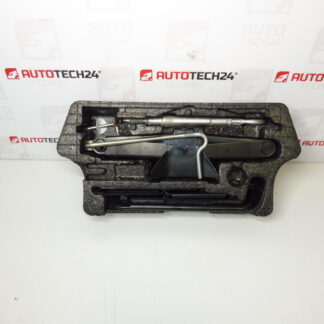 Herramienta, palanca, llave, argolla de remolque Citroën C4 Picasso 6736A3 674418 672594 671809 671739