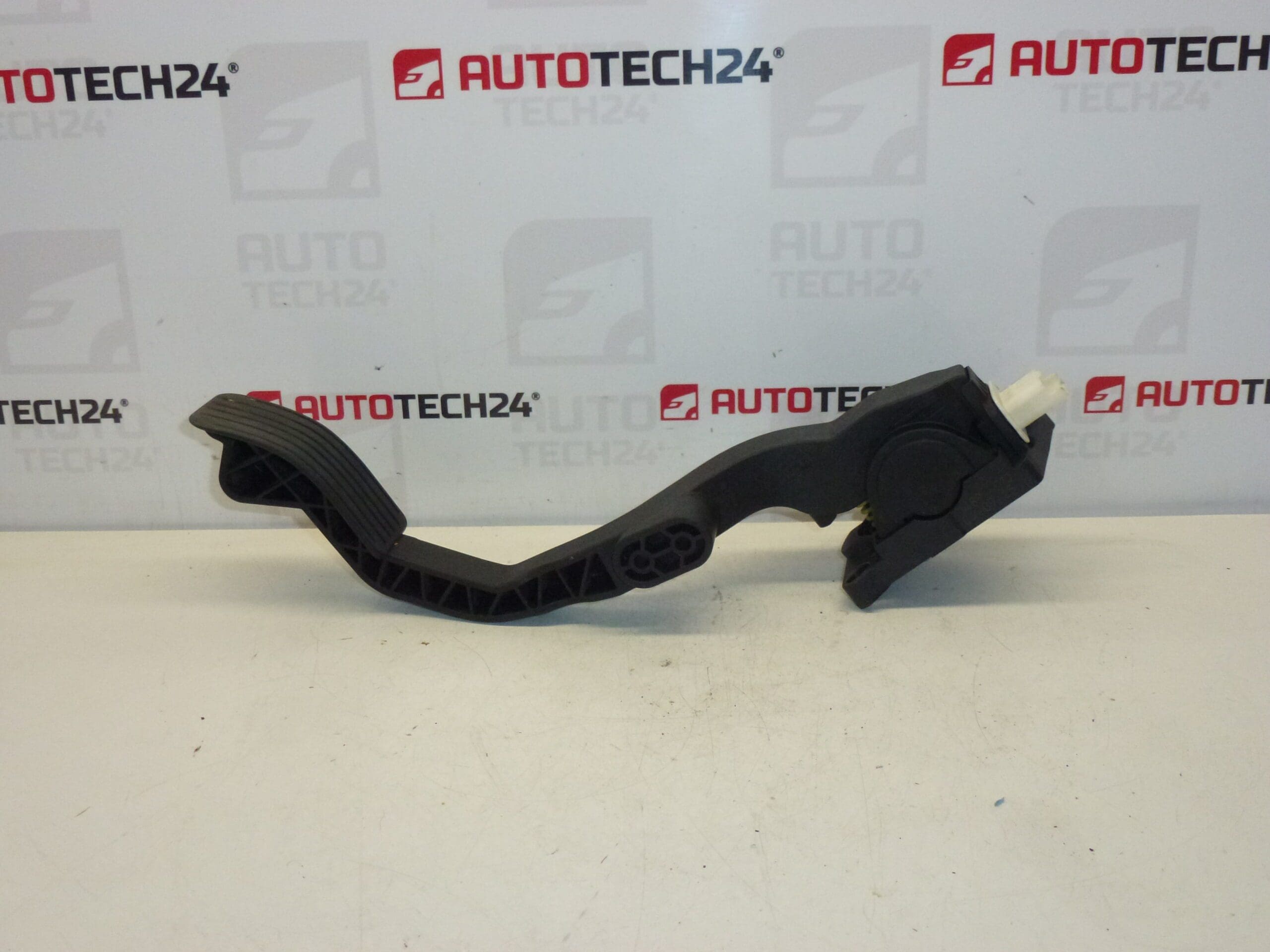 Pedal de acelerador Peugeot 206 Bosch 9643084880 0280752248