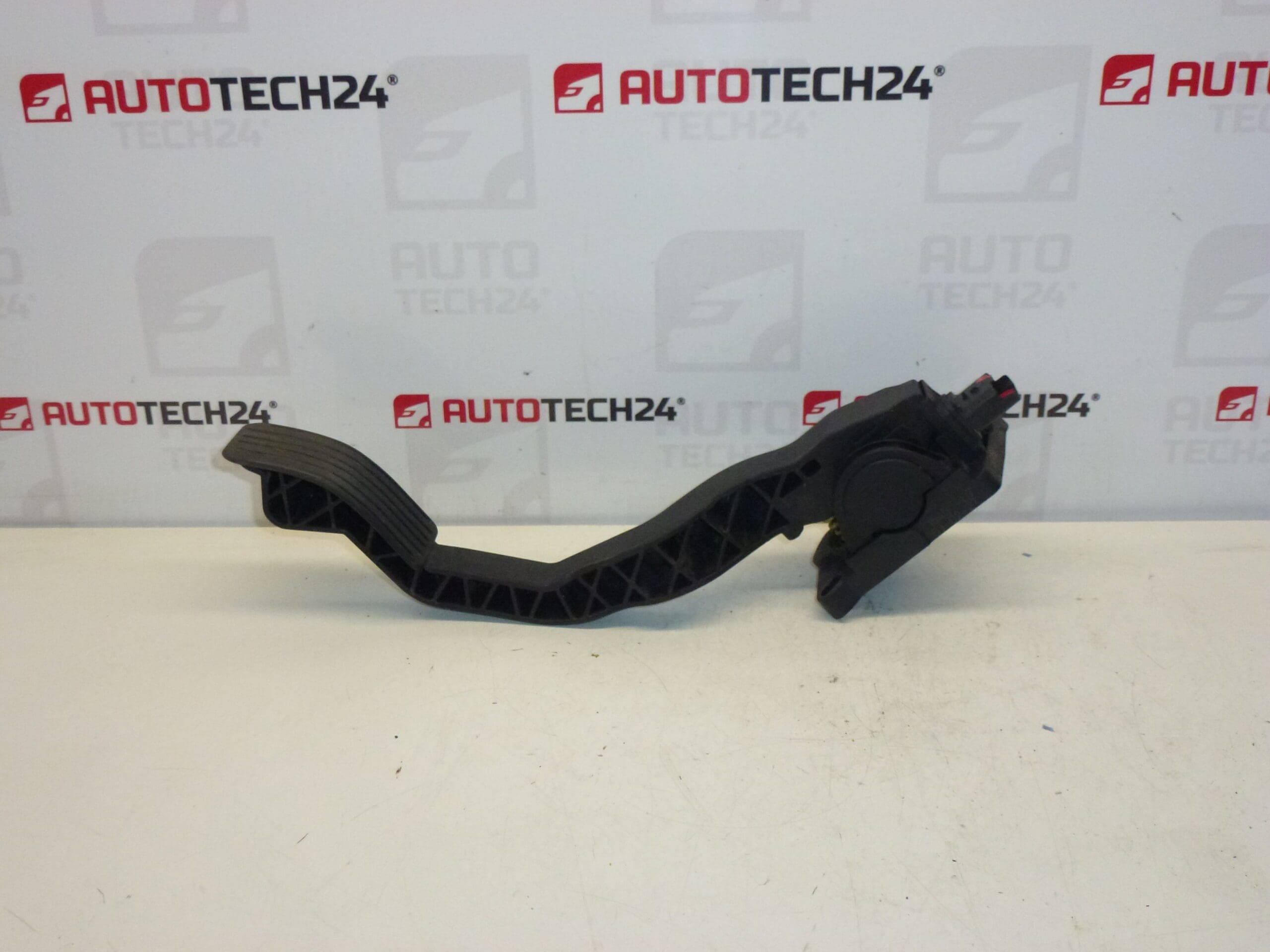 Pedal de acelerador Peugeot 206 Bosch 9645852280 0280752237 1601Q2