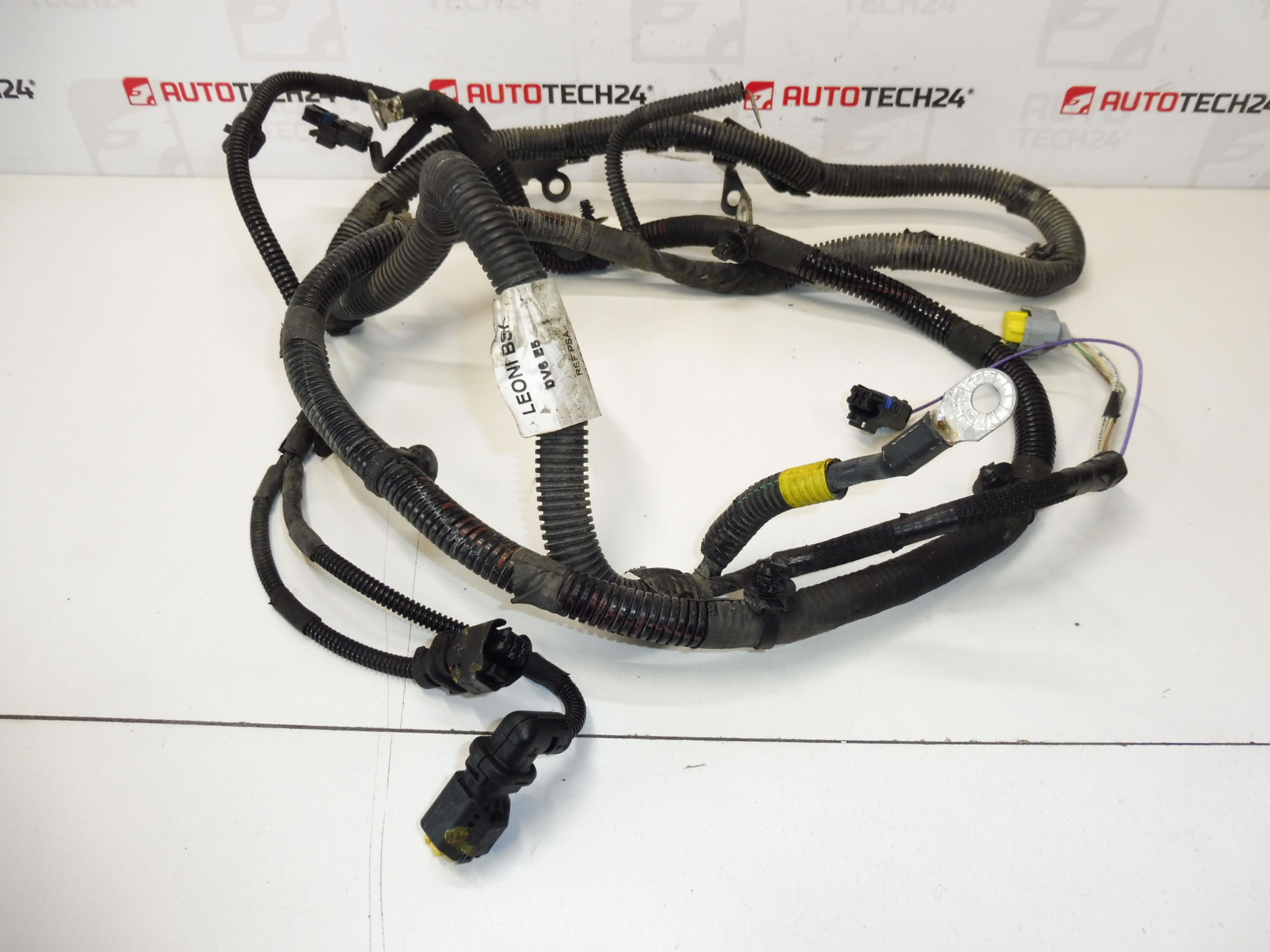 Cable de conexión + poste en motor Citroën Peugeot 9671135480