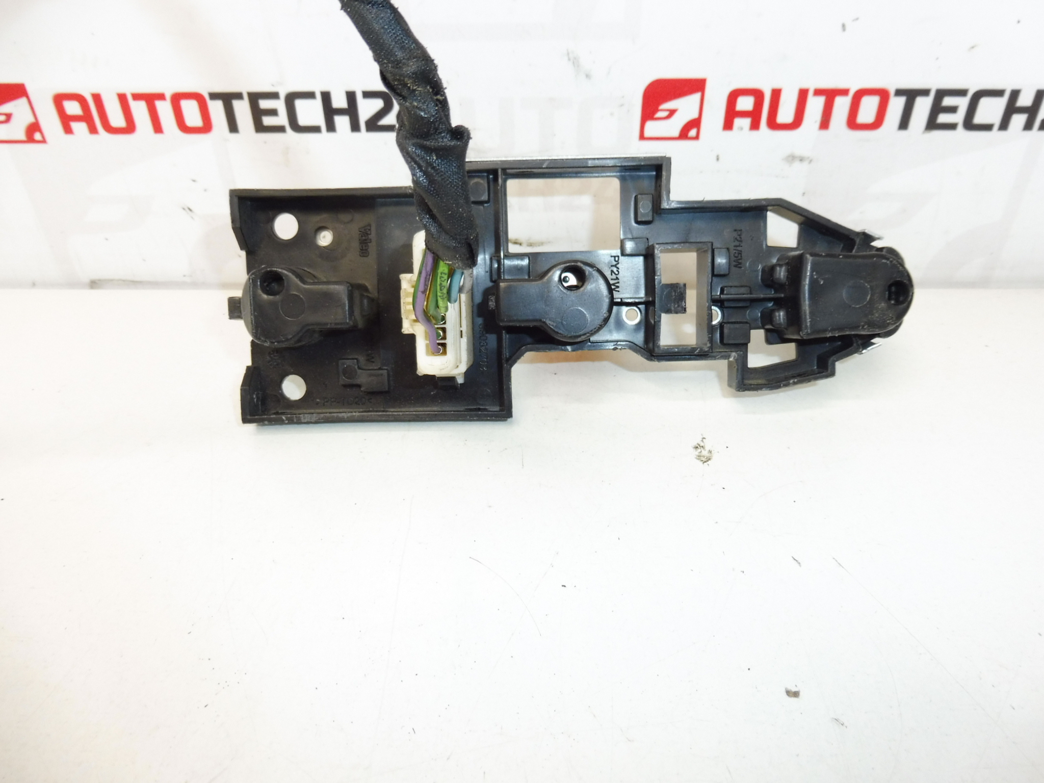 Base faro trasero con cableado Citroën C5 II 89032703