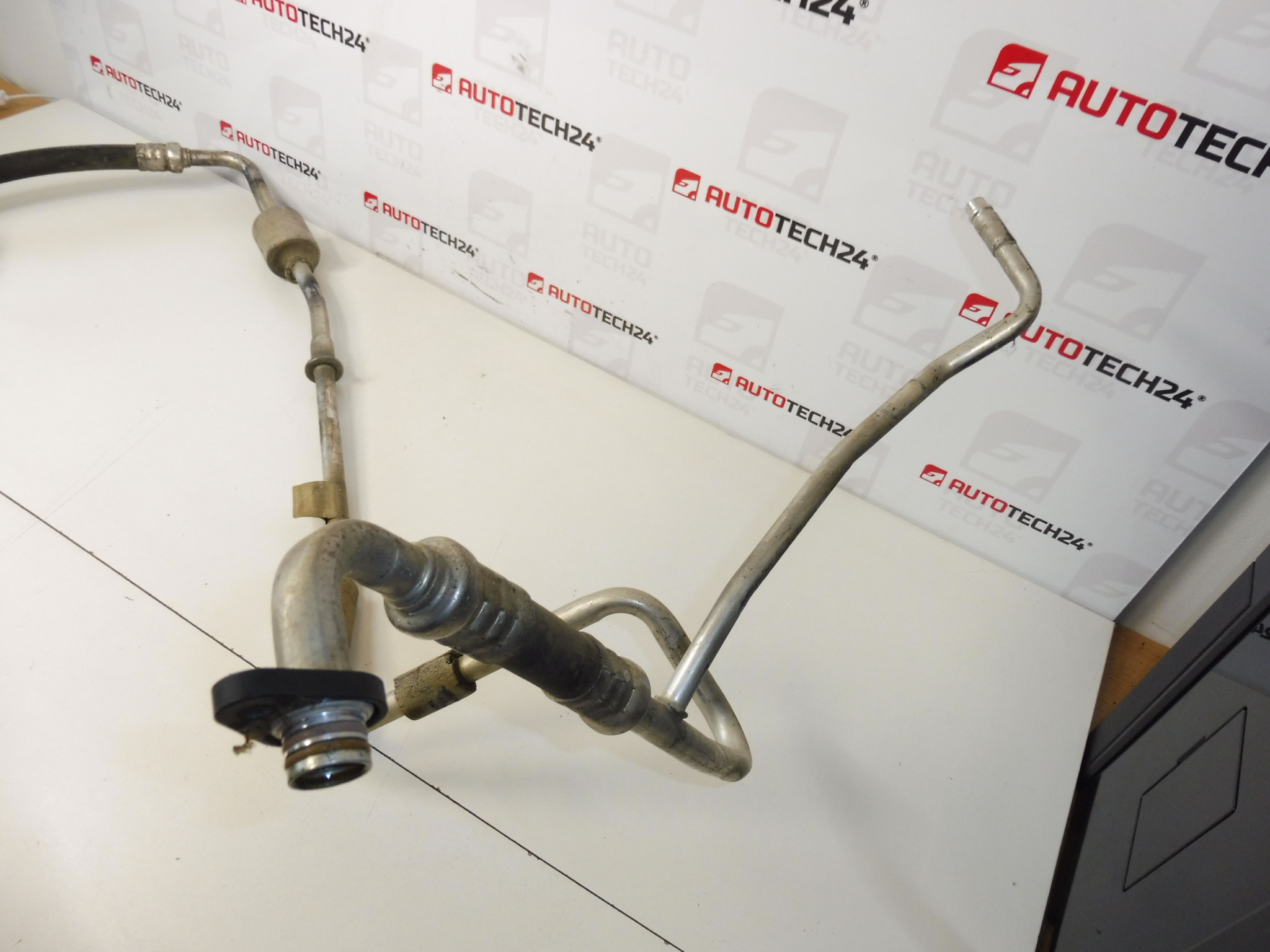 Tubo climatizador Peugeot Peugeot 9655225980 9650575580 6460LL 6460LN