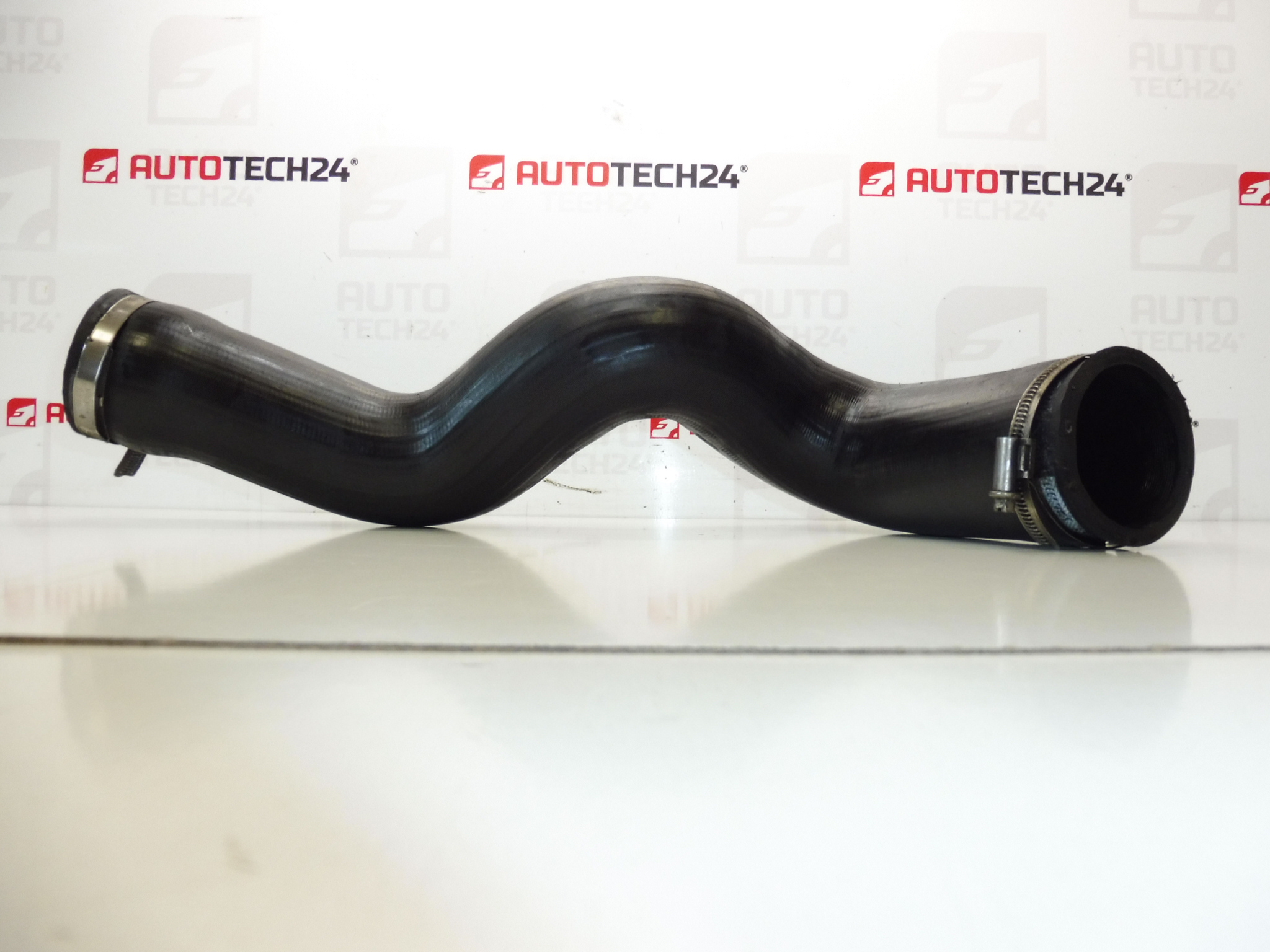 Conexión de aire para Citroën Peugeot 2.0 y 2.2 HDI intercambiador 0382W8