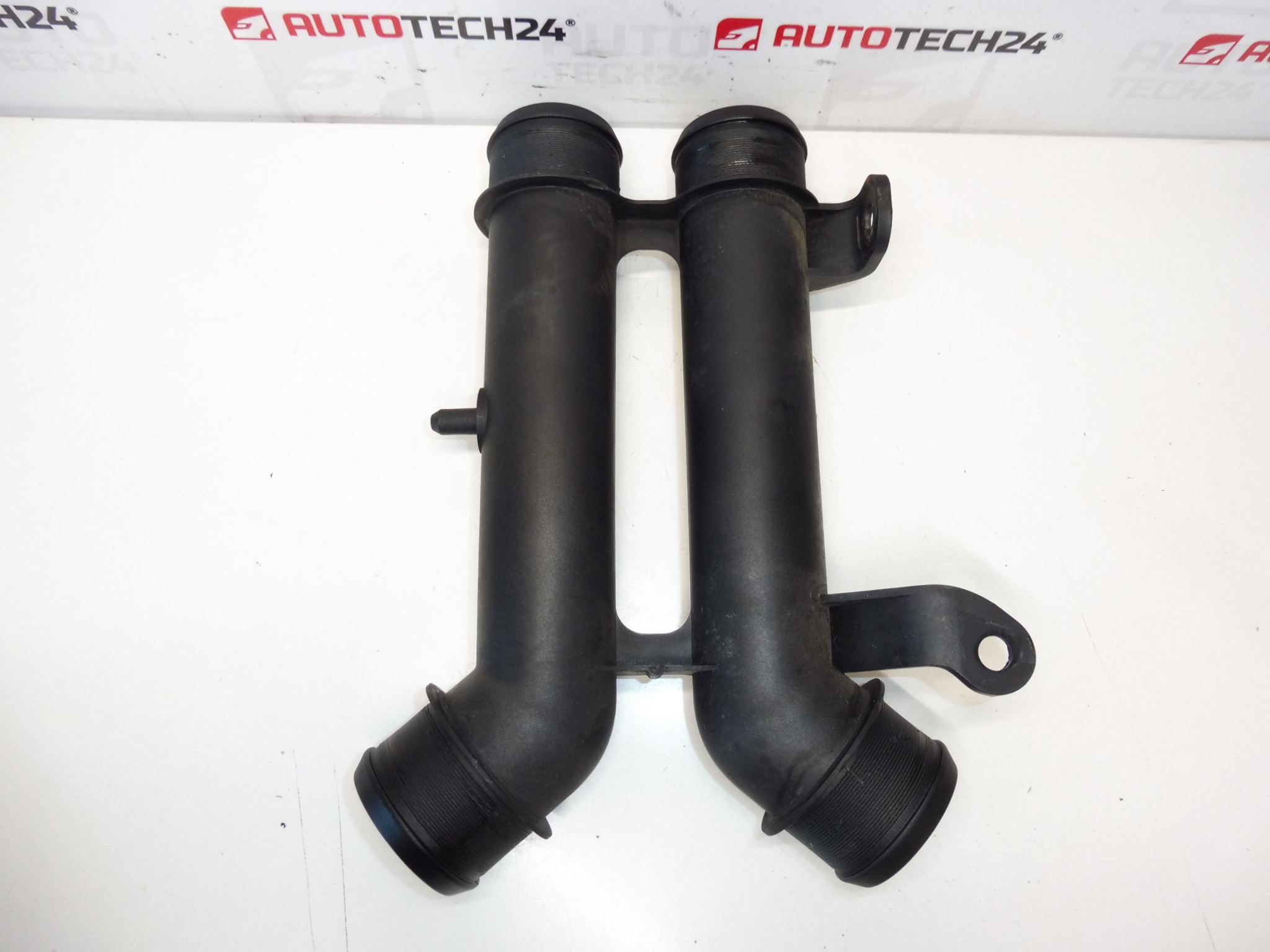 Toma de aire 1.6 HDI Citroën Peugeot 0382EE