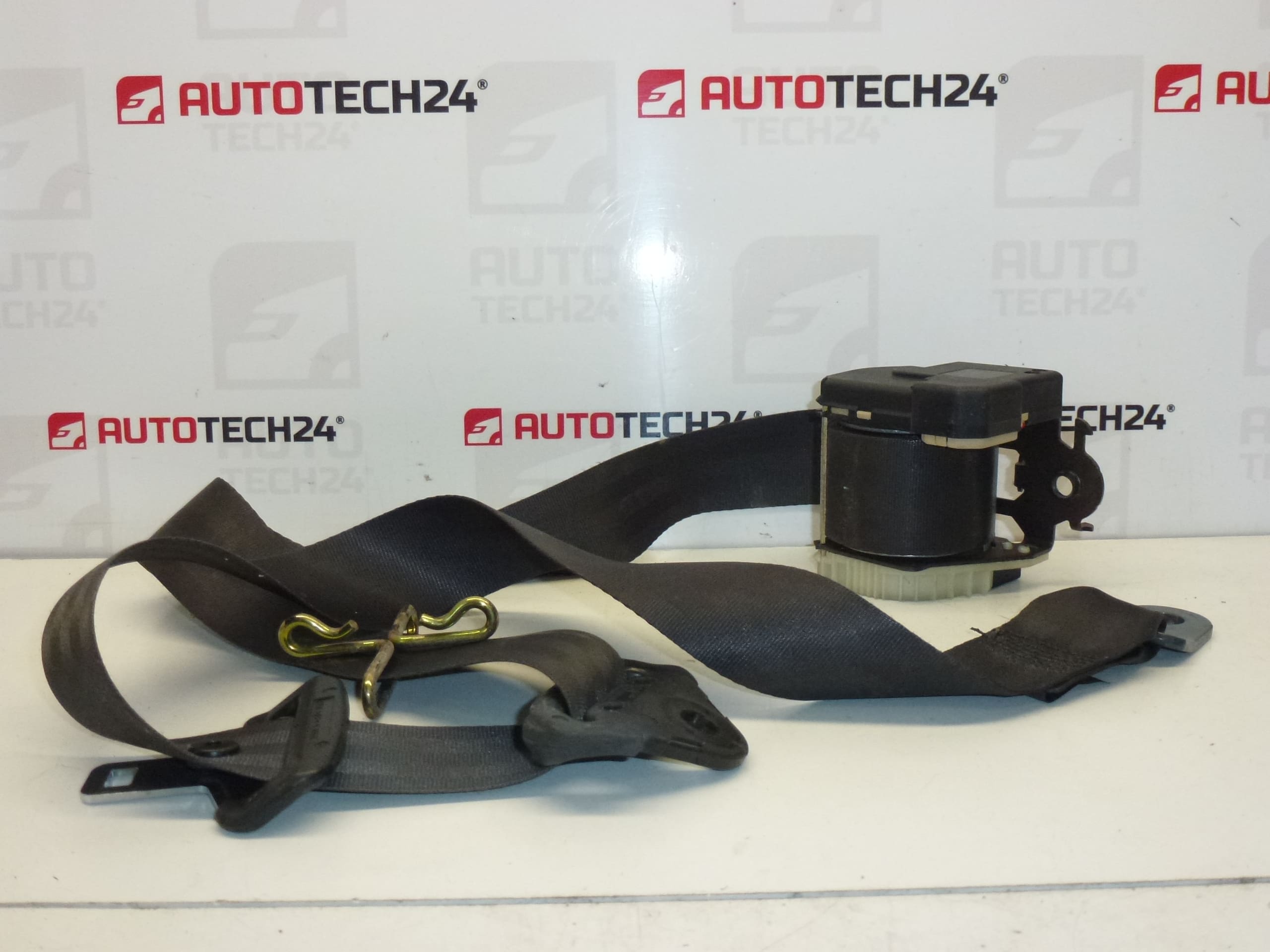 Cinturon seguridad delantero derecho Citroën C3 96408406XX 8973SL