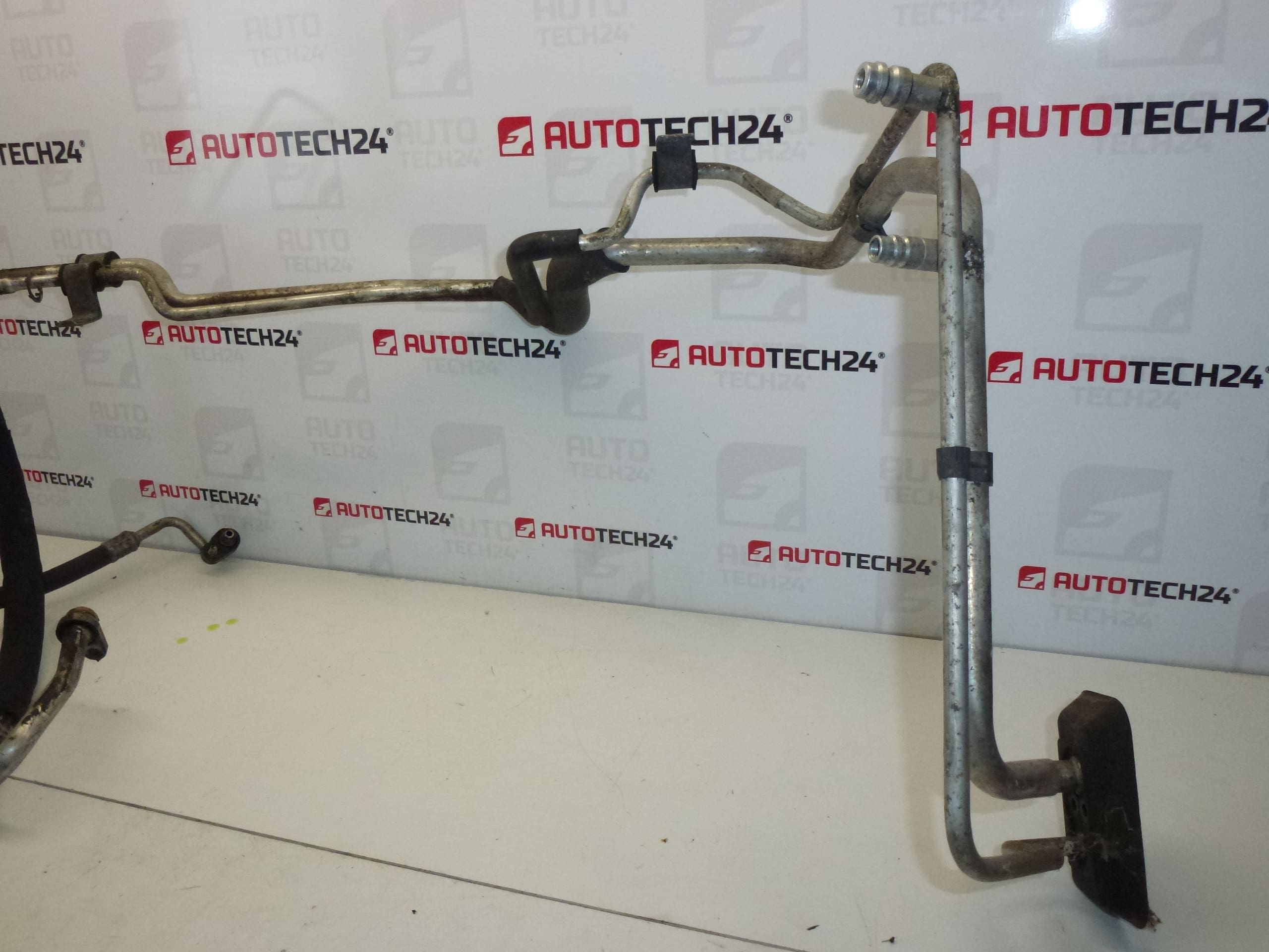 Tubo climatizador Citroën Peugeot 9640388580 6460SL