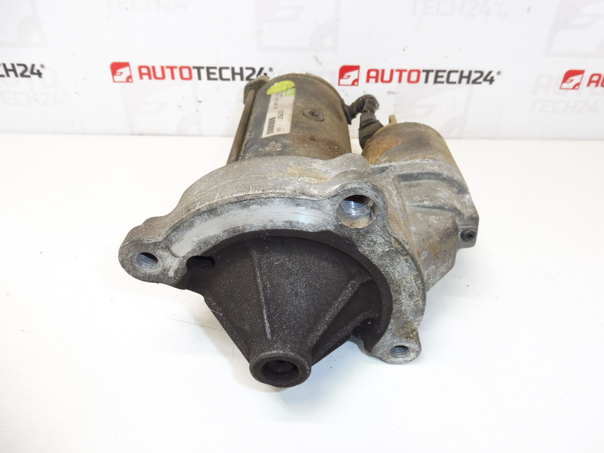 Motor de arranque Citroën Peugeot 2.0 2.2 HDI Valeo 9625382780 D7R27
