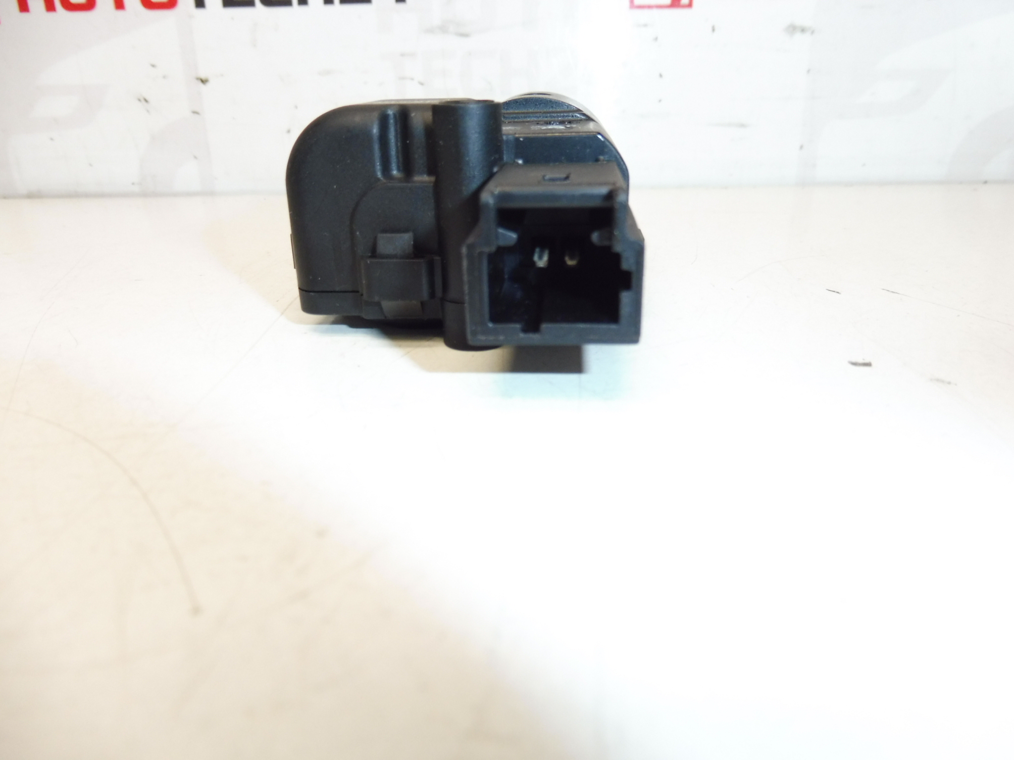 Cerradura puerta Peugeot 1007 9649879580 661536