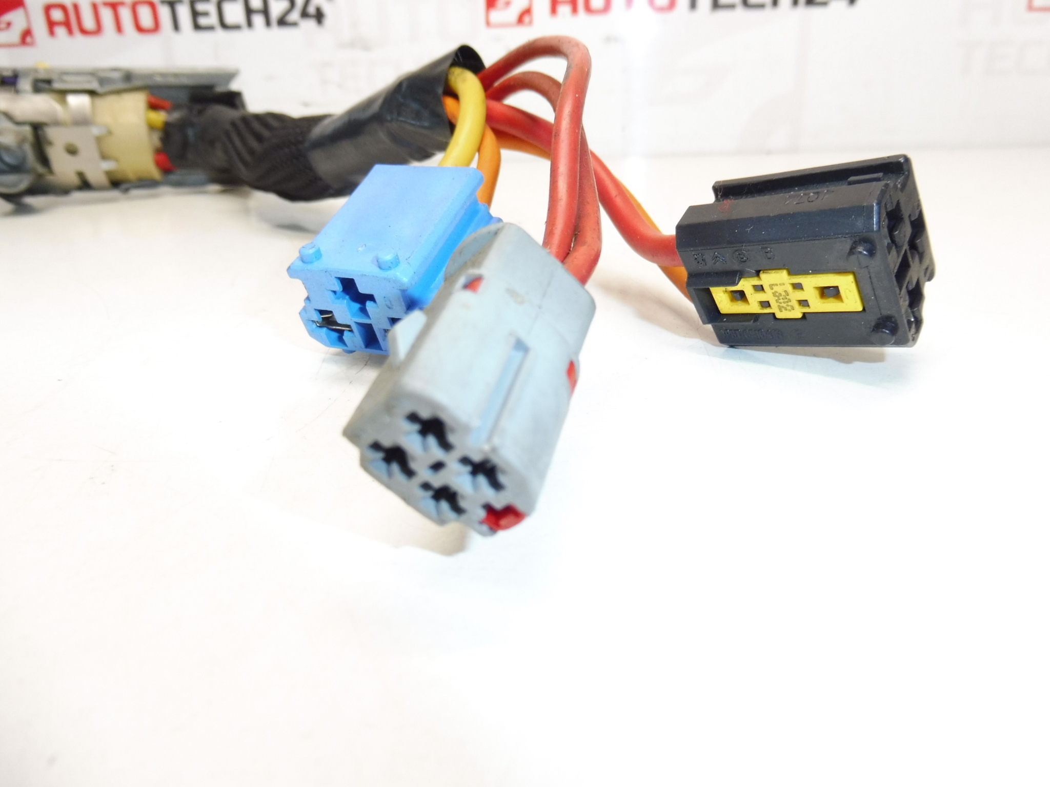 Caja interruptor 1 llave Peugeot 607 4162T5