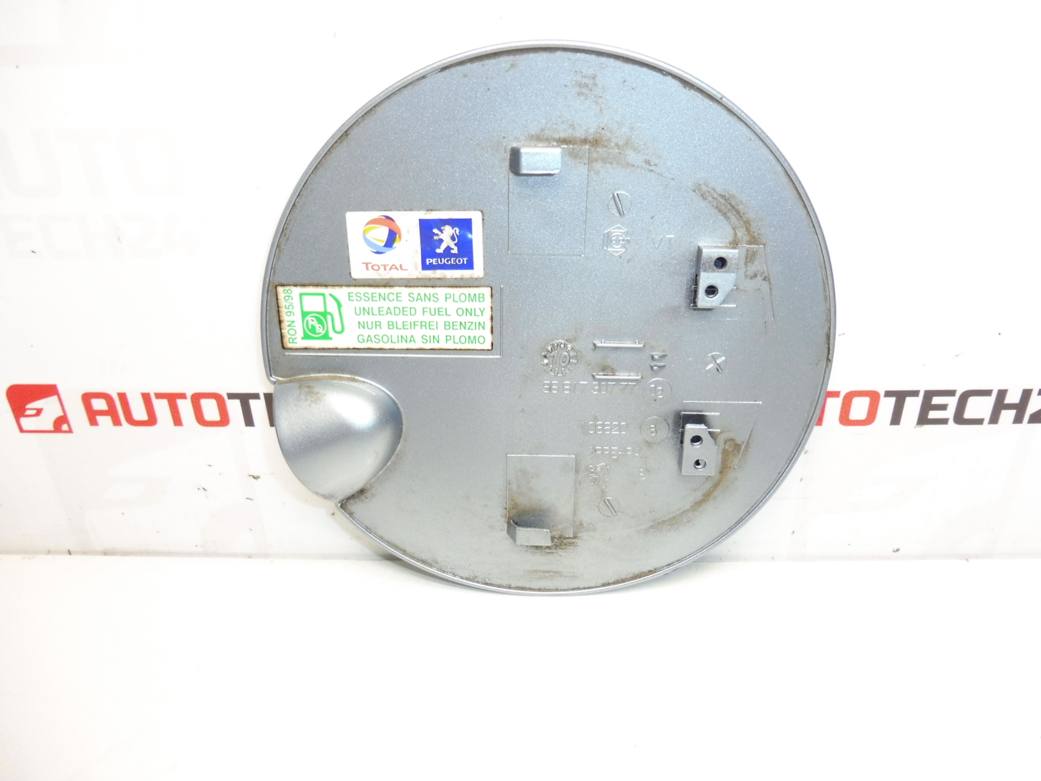 Tapa depósito Peugeot 207 KGZD 9681730777 1517F5