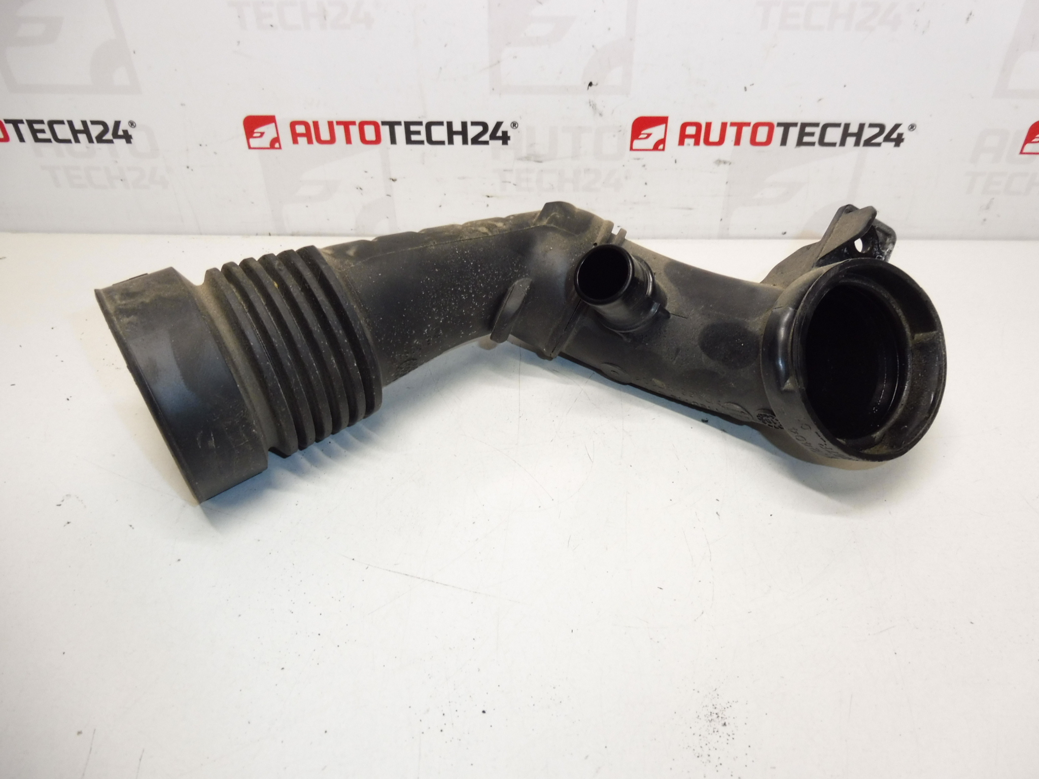 Toma de aire 1.5 HDI Citroën Peugeot 9810921280
