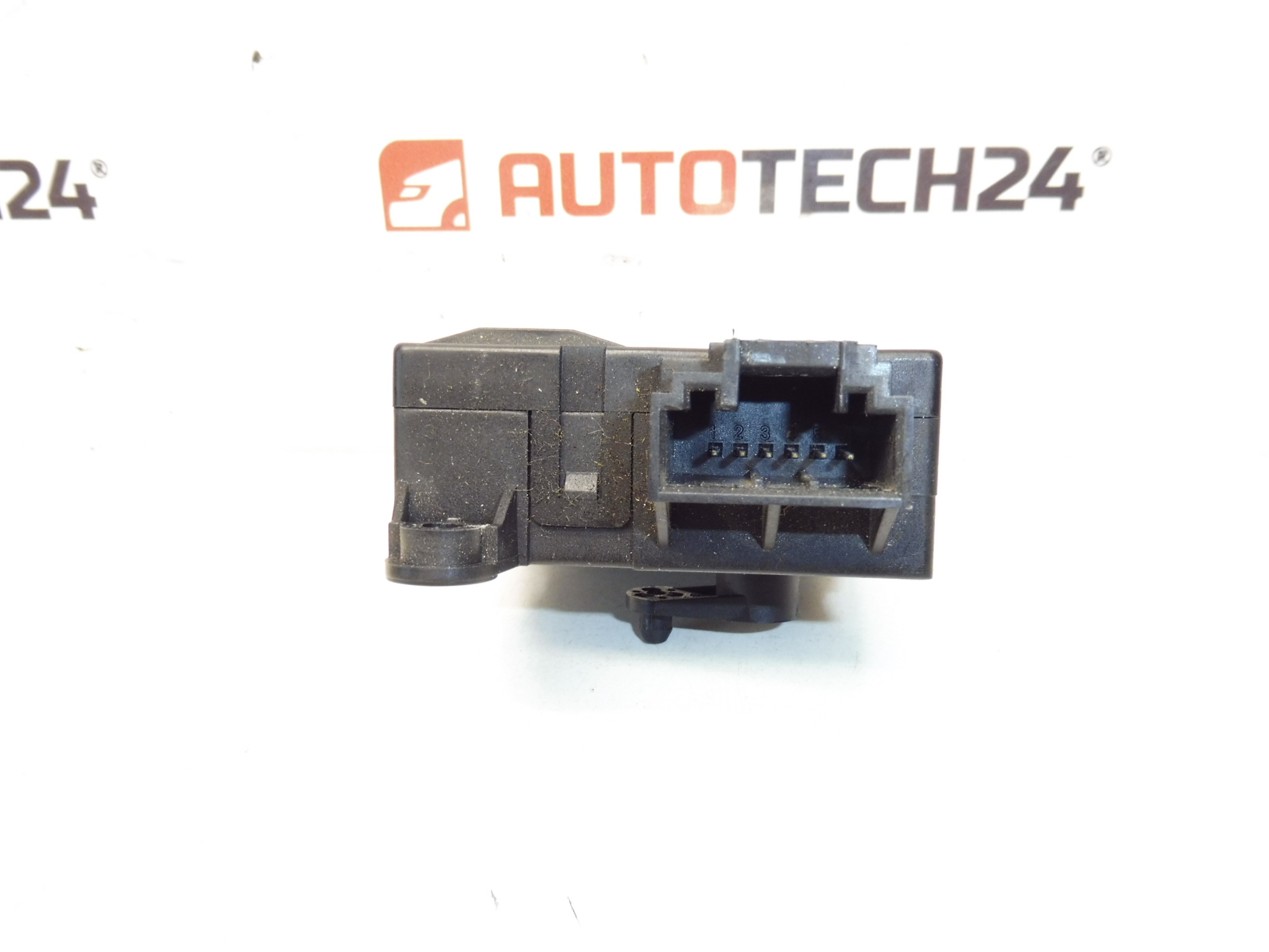 Servomotor calefactor Valeo Citroën Peugeot 030997F 6447GF